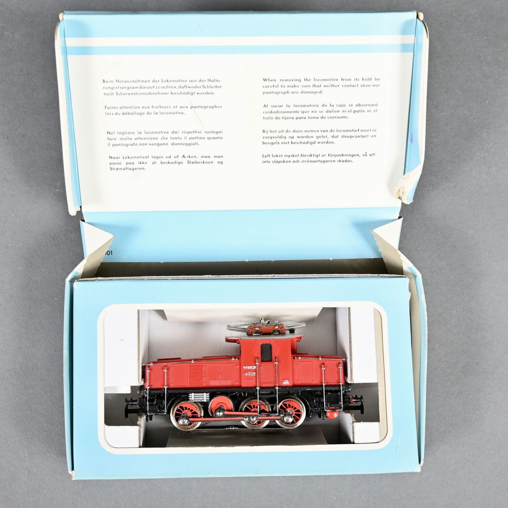 Märklin, elektr. Rangierlokomotive, Nr. 2001, im OK, Funktion nicht geprüft