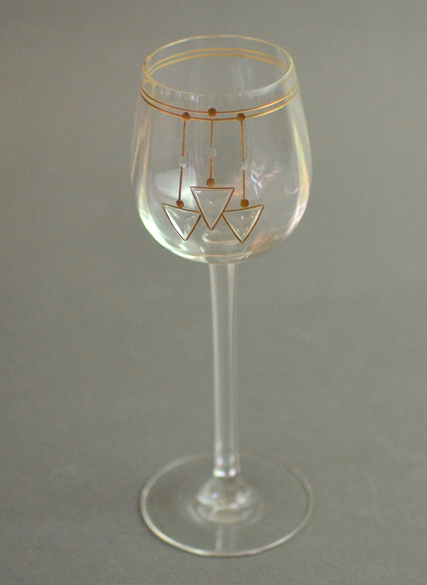 Jugendstil-Stängelglas, Moser oder Theresienthal um 1900, elegantes langstieliges Weinglas, - Bild 2 aus 3