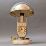 Bauhaus Tischuhr-Lampe mit Weckfunktion, Firma Mofém/Ungarn, Material Nickel,