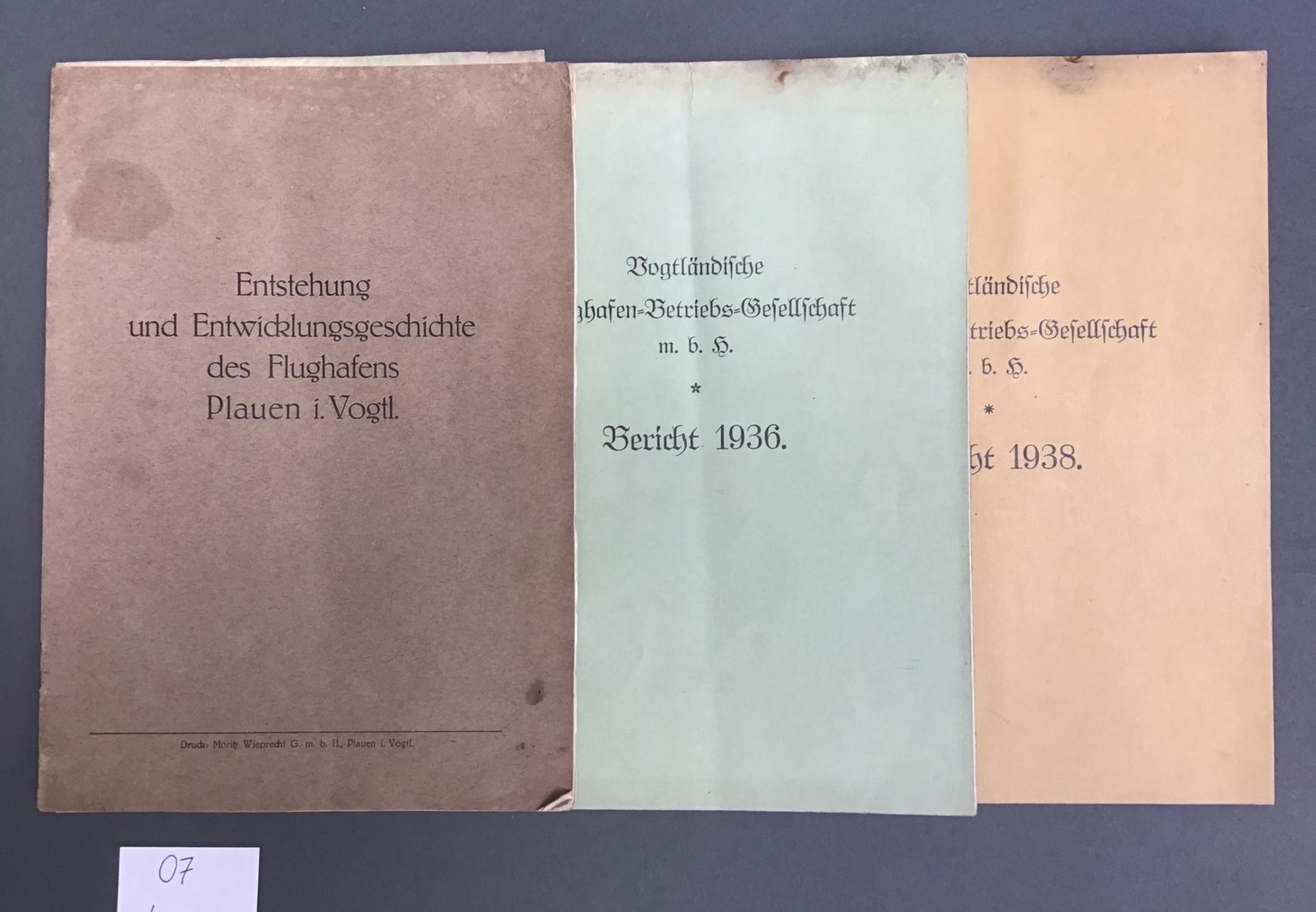 3 Hefte," Entstehung u. Entw.-gesch. d.Flughafens Plauen v. 1925-29, Streckennetzplan v. 1932,
