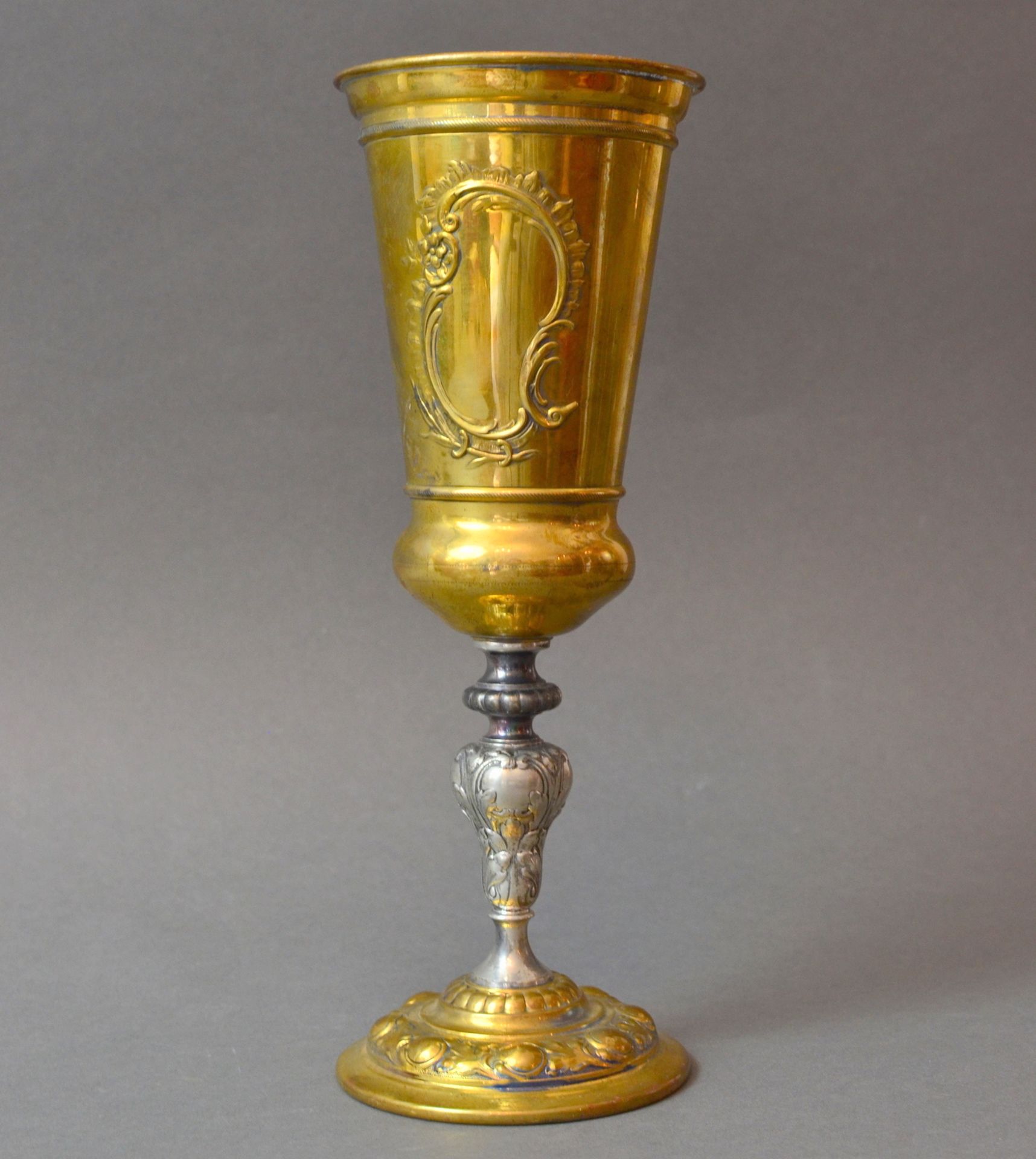 Pokal, WMF Straußenmarke, um 1880, Schaft versilbert, Kuppa und Stand Messing,