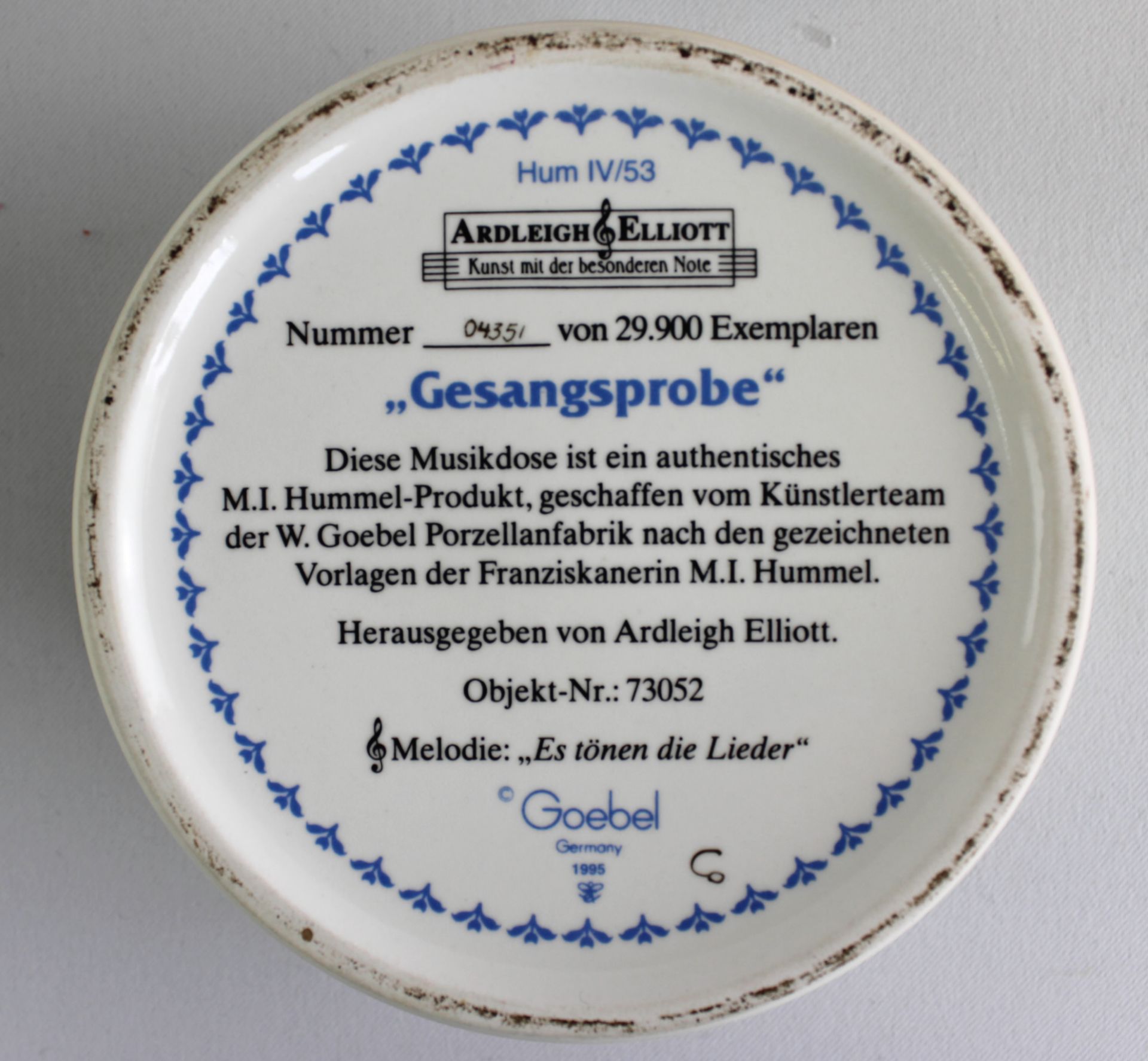 2 Goebel/Hummel Spieldosen "Gesangsprobe", integrierte Spieluhr, limit. Ausgabe, nummeriert - Image 2 of 3