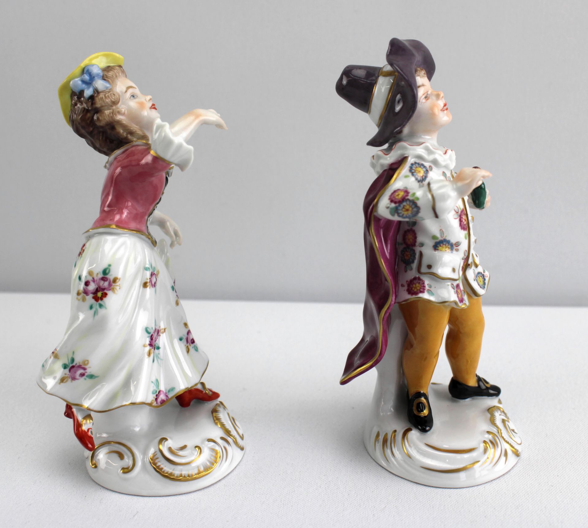 Zwei Porzellanfiguren der Commedia dell´arte, Heinz Schaubach/VEB Porzellanfabrik Unterweißbach - Bild 3 aus 6