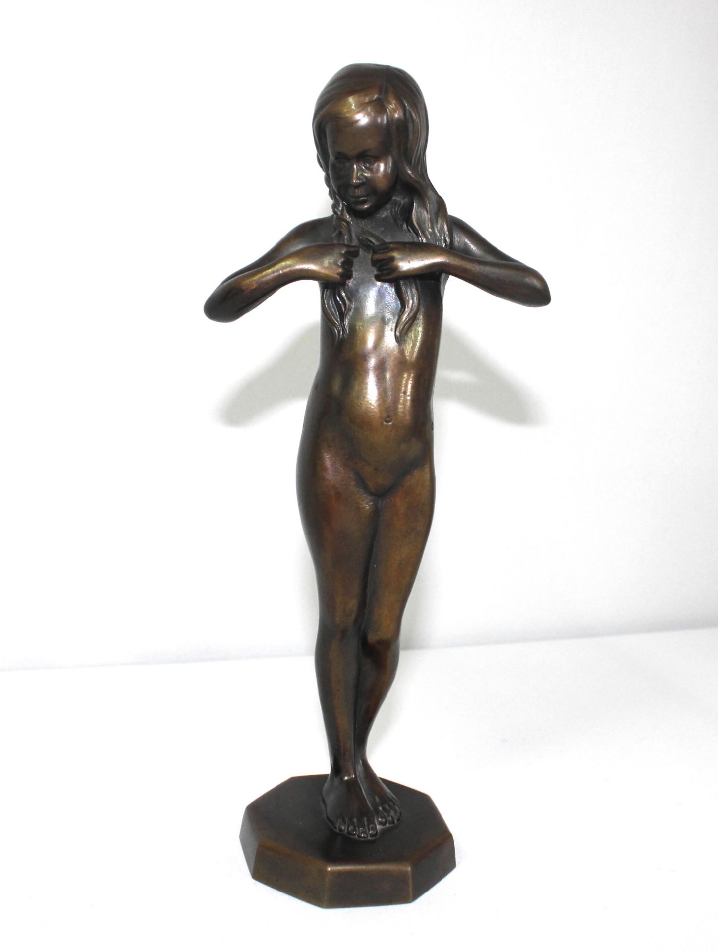 Bronze "Mädchenakt" um 1905, Anton Krautheimer (*1879 München-1956 ebd.), attr., H: 25 cm - Bild 3 aus 3