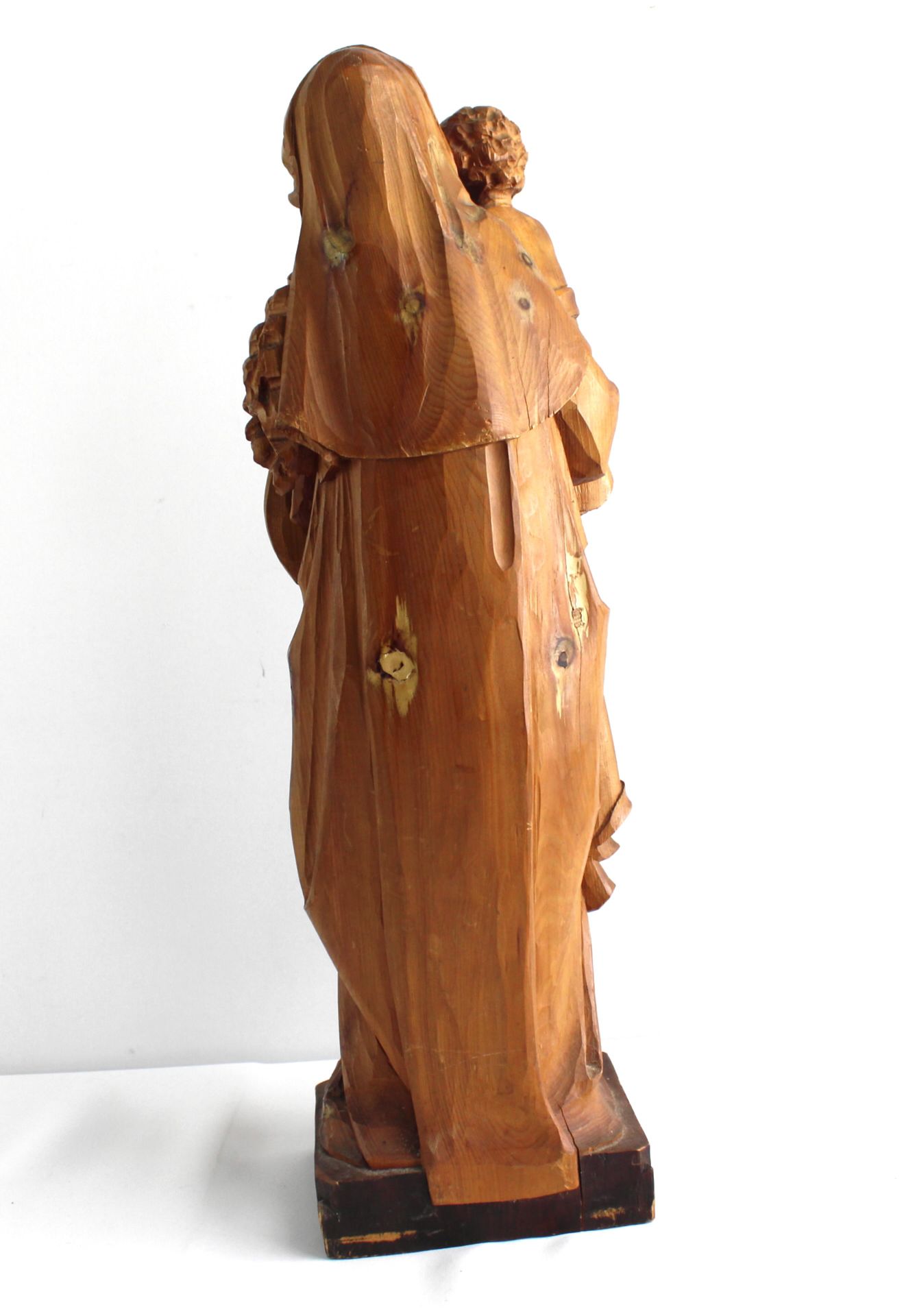Holzskulptur, Madonna mit Jesuskind, Lindenholz geschnitzt, lasiert, H. 56 cm - Bild 2 aus 3