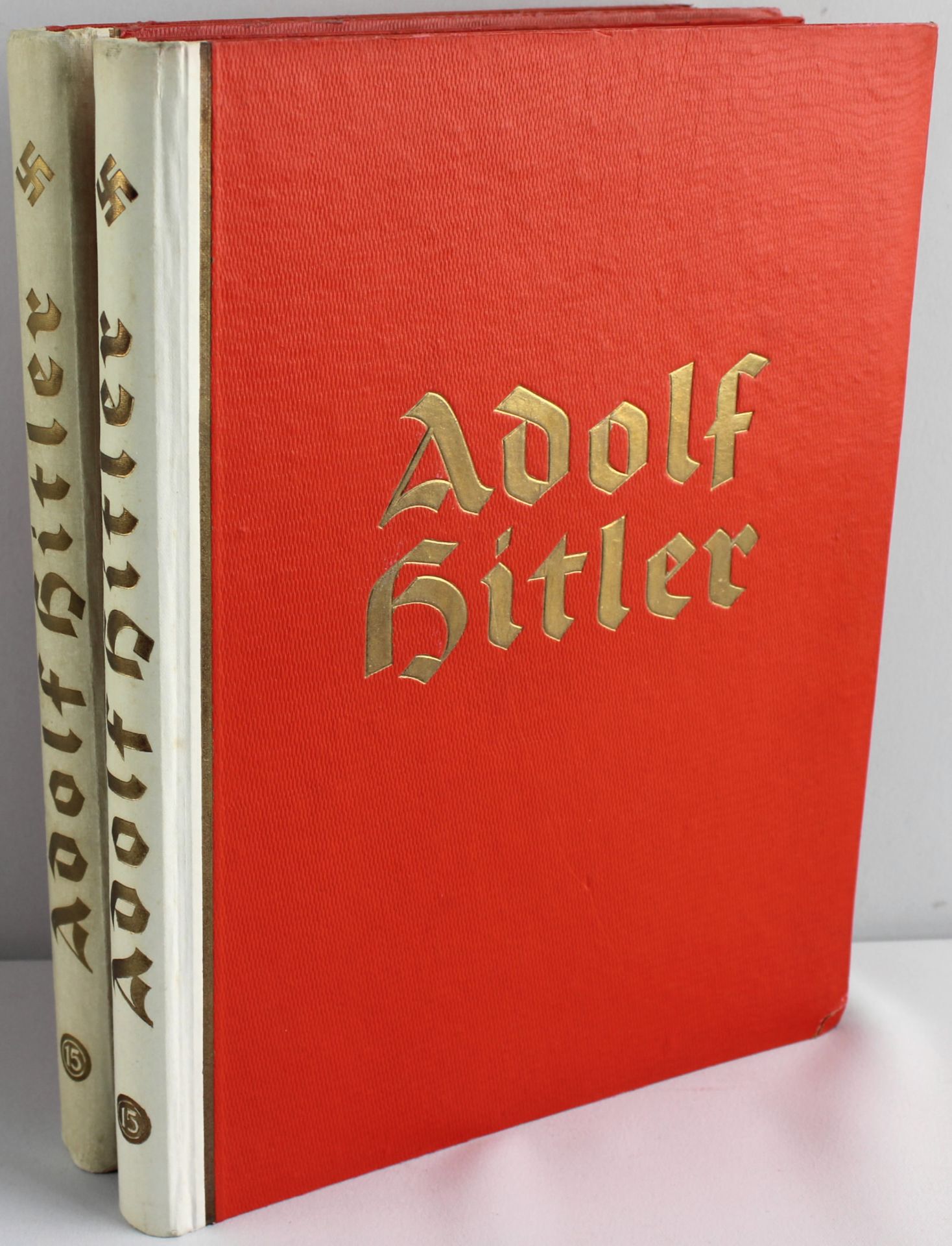 2 Sammelalben "Adolf Hitler", Zigaretten-Bilder 1936, komplett