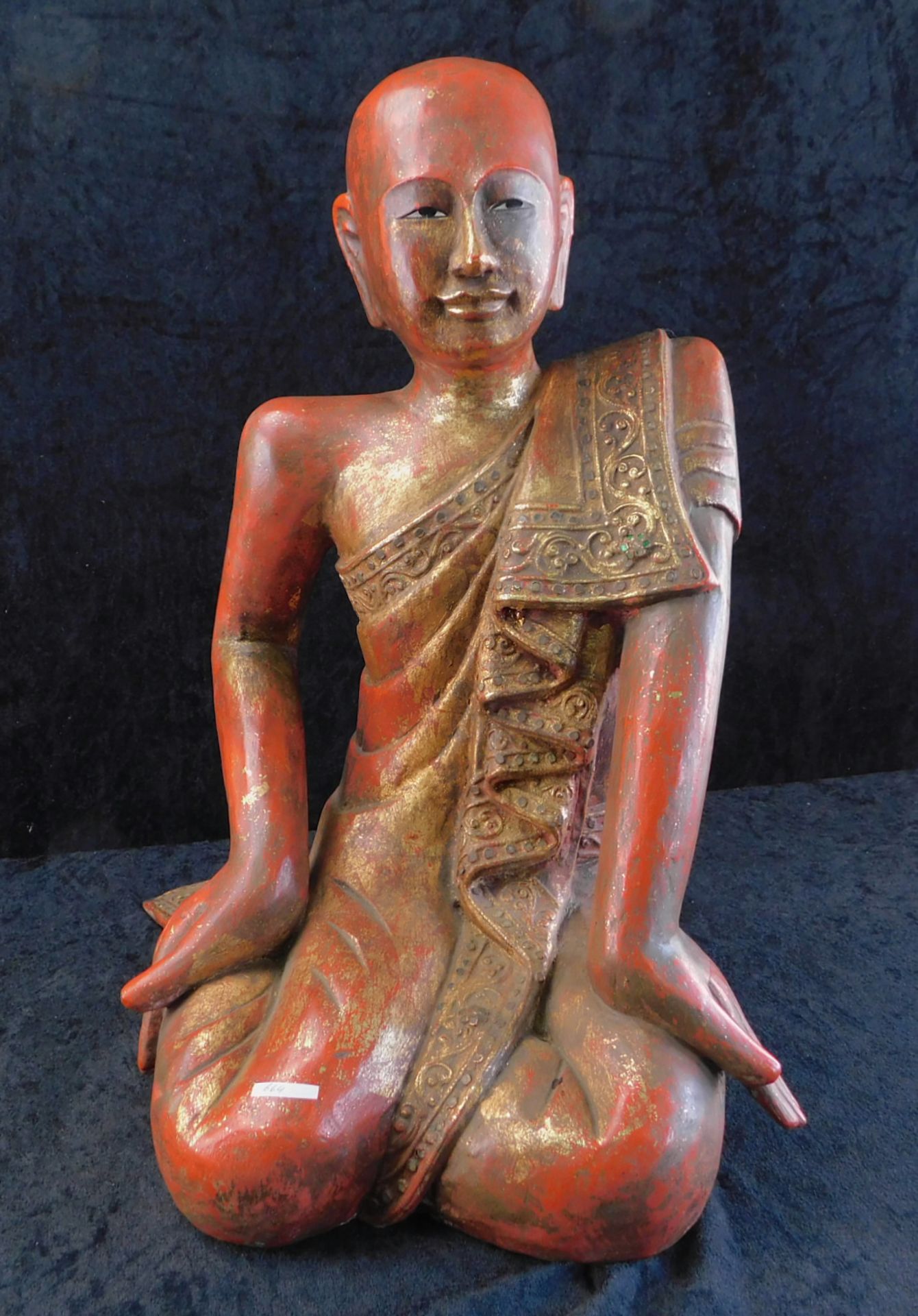 Sariputta, Schüler Buddhas, große kniende geschnitzte Holzfigur, H: 50 cm - Image 3 of 7