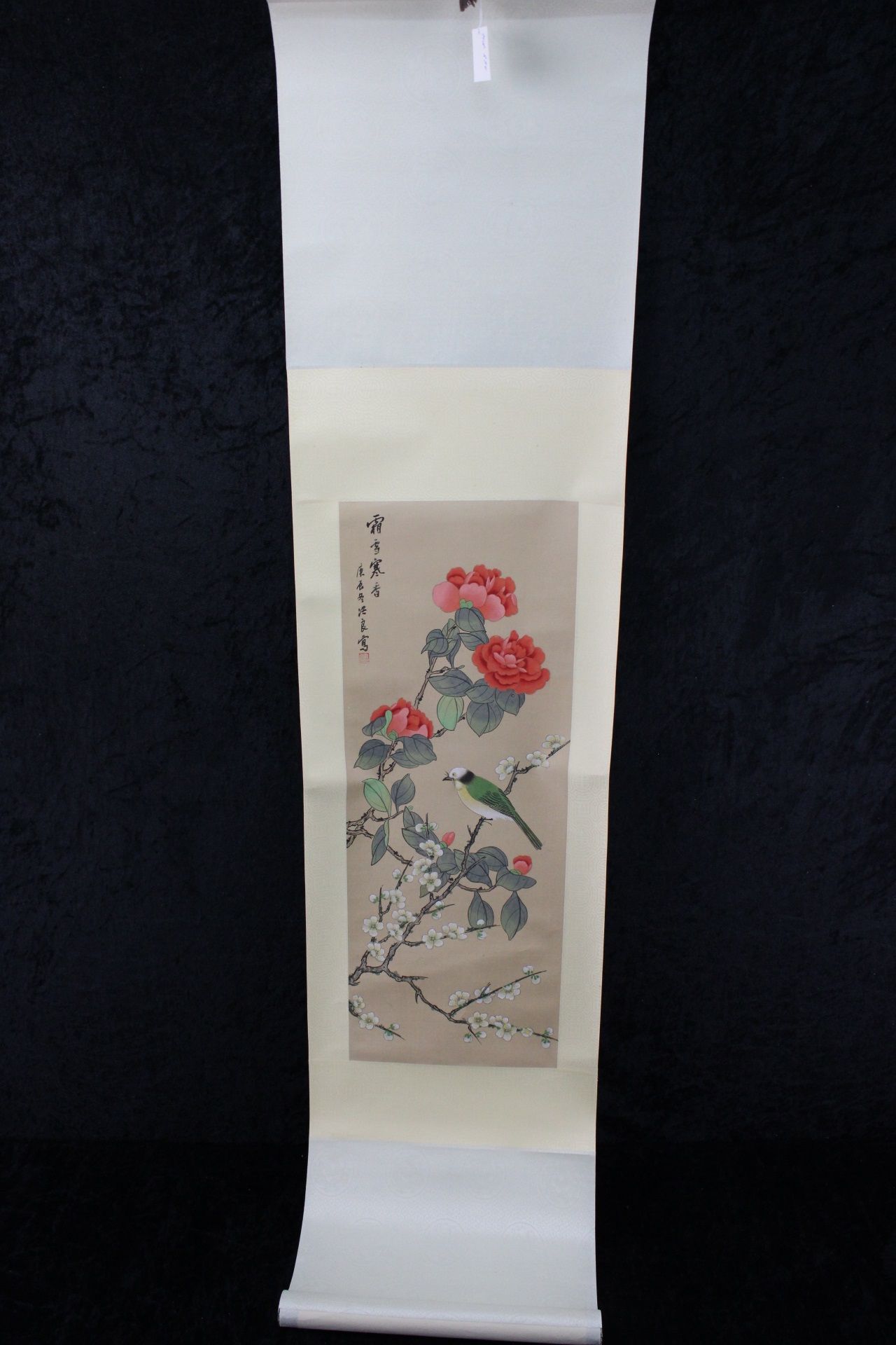 4 Chinesische Rollbilder, Blüten und Vogelmotive als farbige Tuschmalerei auf Seide - Image 2 of 7