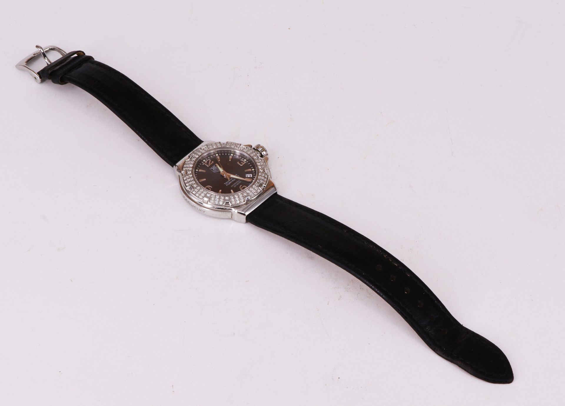 Tag Heuer, Armbanduhr, dunkles Ziffernblatt mit arabischen Quartal-Zahlen, Datum, großer Sekunde, - Image 5 of 5