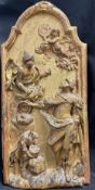 Relief, 18./19. Jh. Holz, geschnitzt, vergoldet, ein fehlender Kopf, Höhe 45 cm