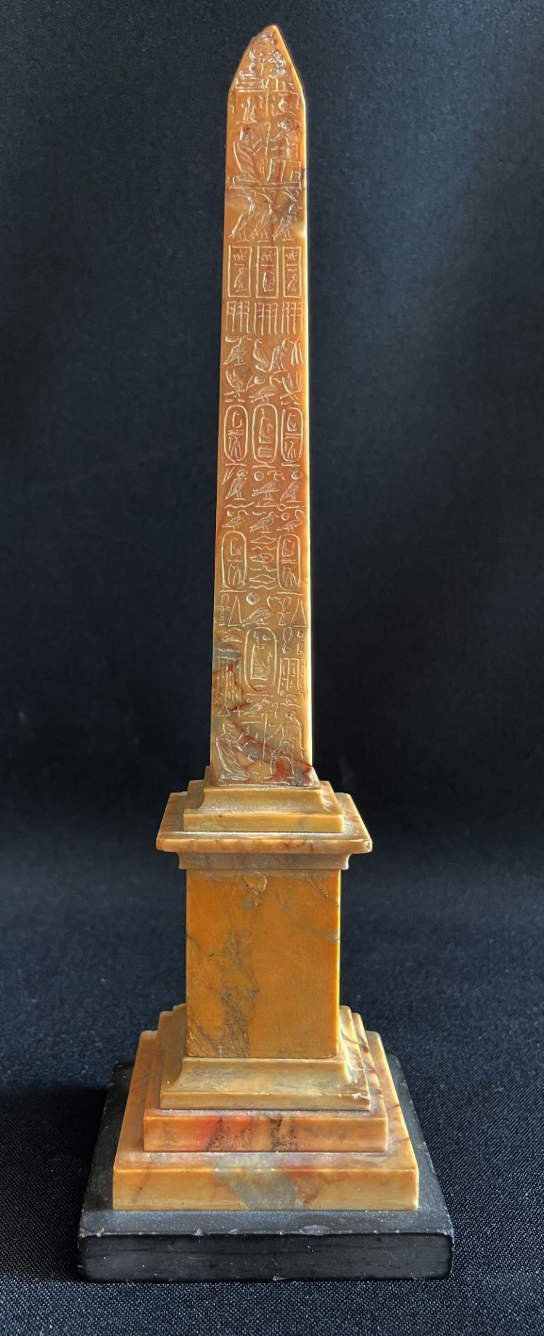 Konvolut, Klosterarbeiten, Holzdeckelpokal (19,5 cm), Obelisk (25 cm), Weihwasserbecken , - Image 13 of 17