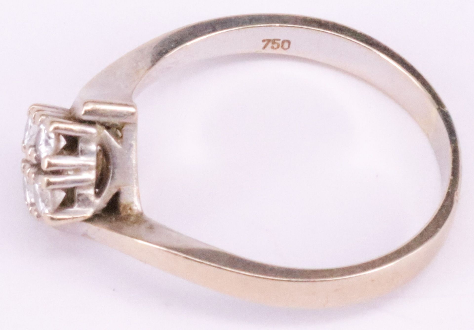 Schmuckset mit Rubinen und Diamanten: Armband, Anhänger und Ring mit Elementen in Blütenform, - Image 8 of 8