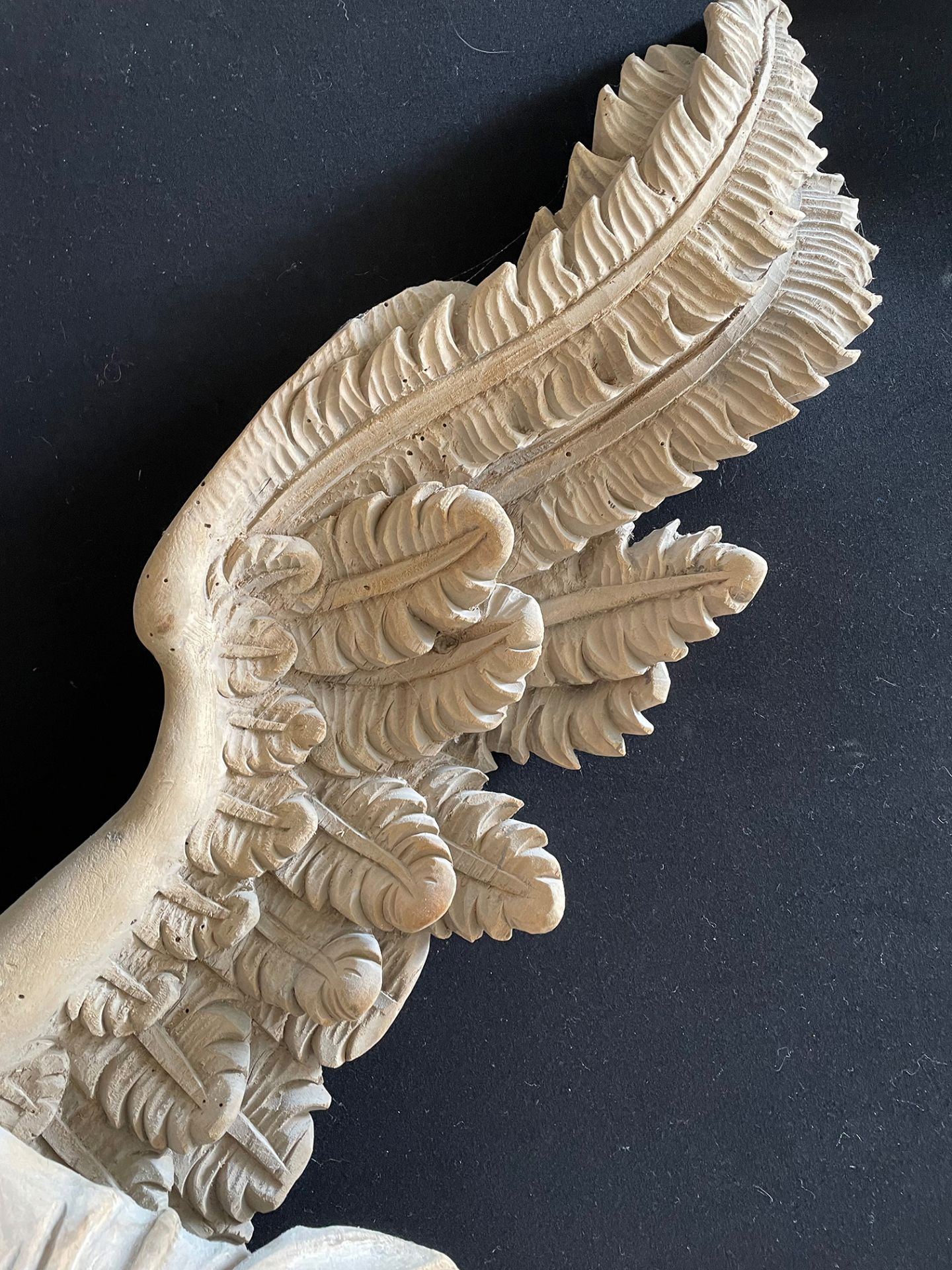 Engel, Holz, 18. Jh., große Barockplastik, großer Barockengel, Baroque angel made of carved wood, - Image 9 of 10