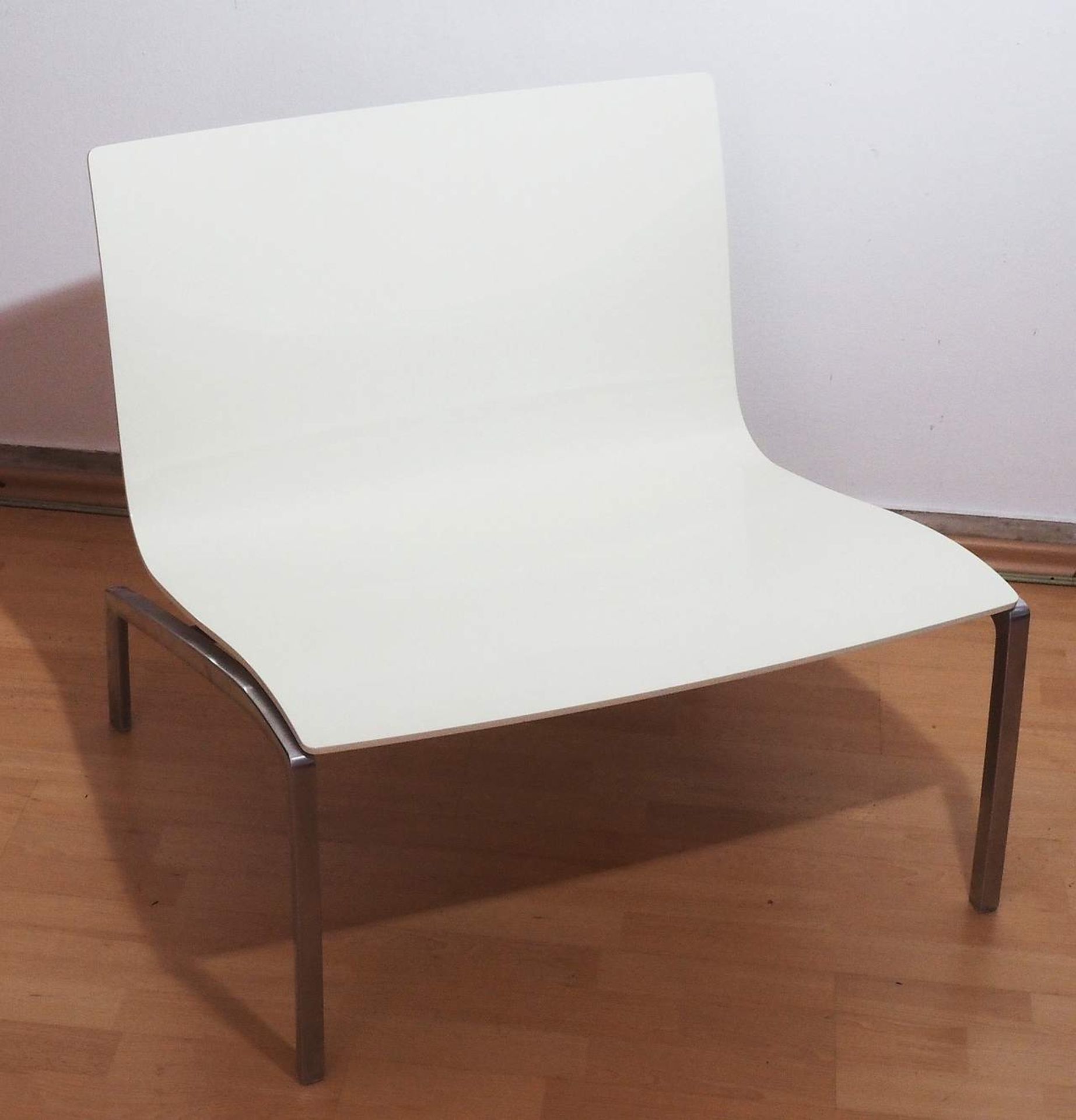 Lounge chair. Design Piero Lissoni, DENMARK 2006. - Image 3 of 7