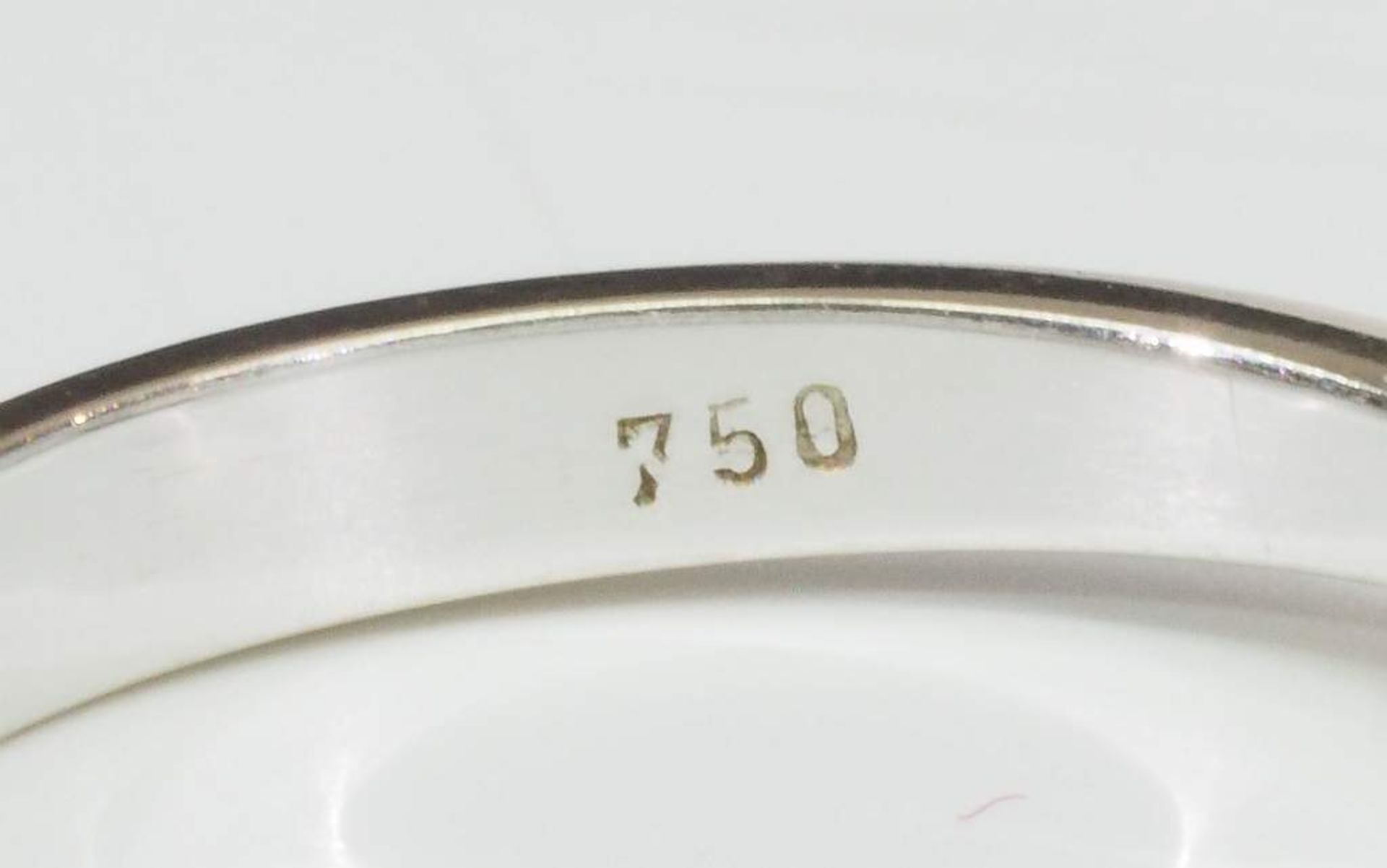 Damenring, 750er Weißgold mit Brillant von ca. 0,49 ct. F/si (feines weiß), - Bild 6 aus 7