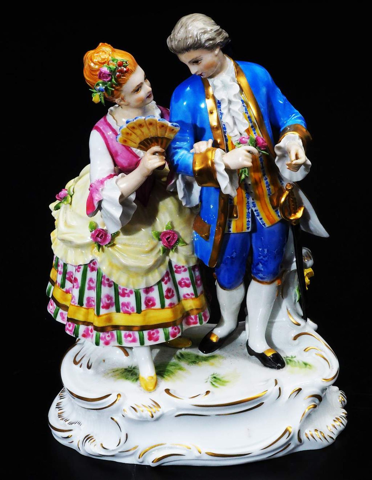 Figurengruppe "Galantes Rokokopaar". MEISSEN Jahreszeichen 1991, Modellnummer 73341 - Bild 2 aus 7