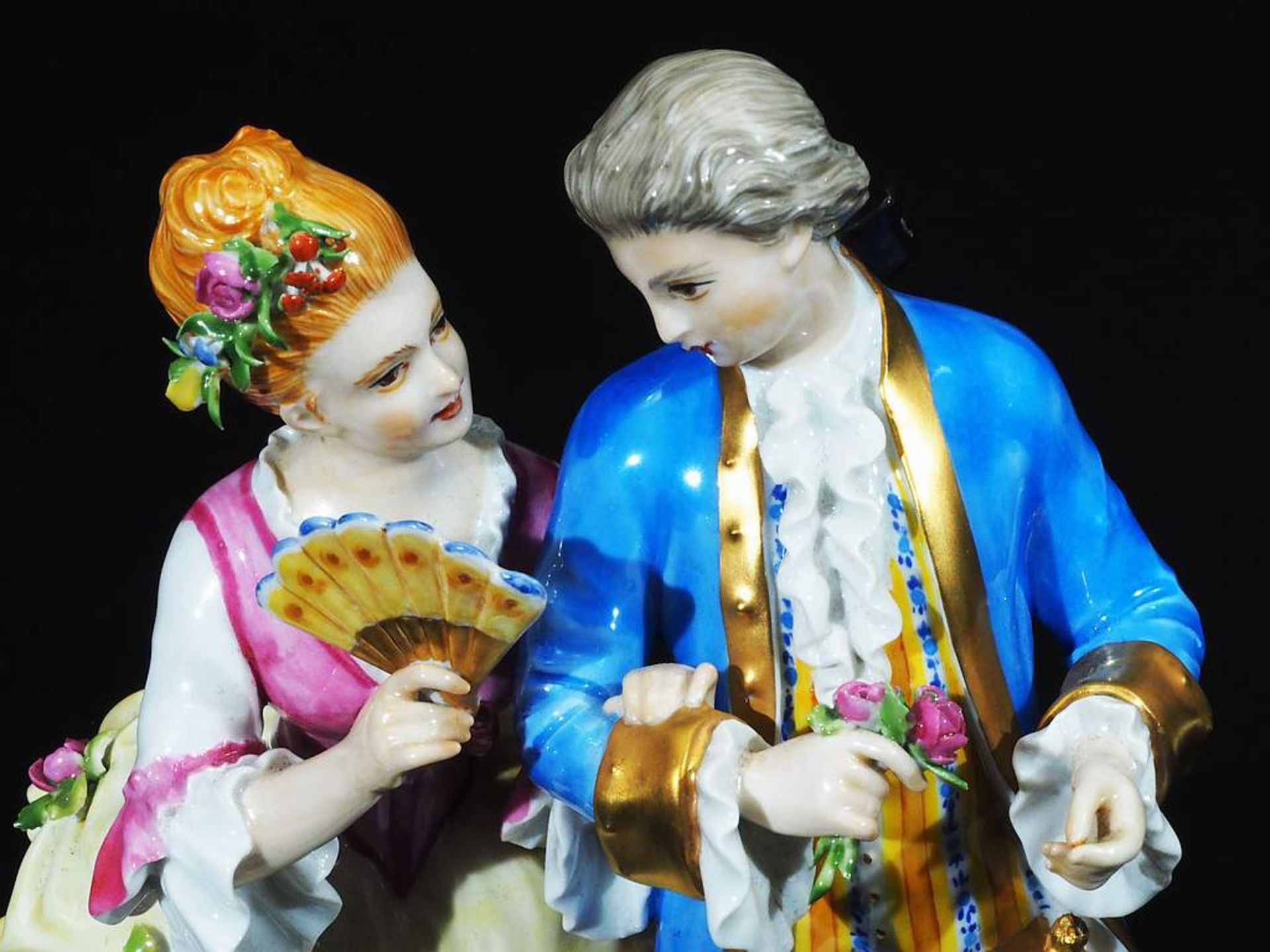 Figurengruppe "Galantes Rokokopaar". MEISSEN Jahreszeichen 1991, Modellnummer 73341 - Bild 7 aus 7