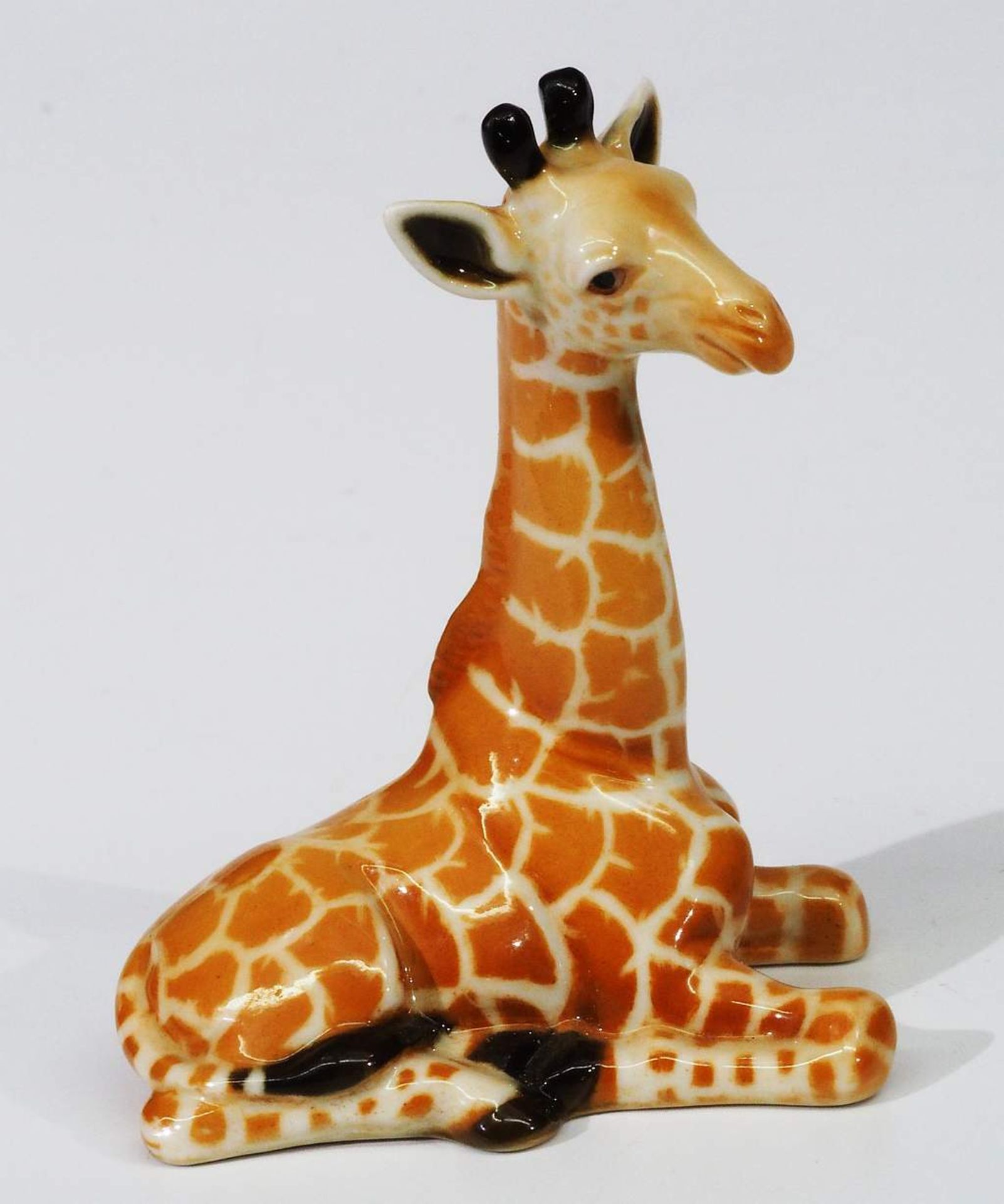 Miniatur "liegendes Giraffenbaby", HUTSCHENREUTHER, nach 1980. - Bild 2 aus 6