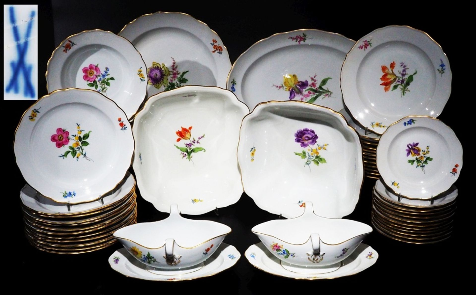 Speiseservice "Deutsche Blume" für 12 Personen. MEISSEN nach 1954.