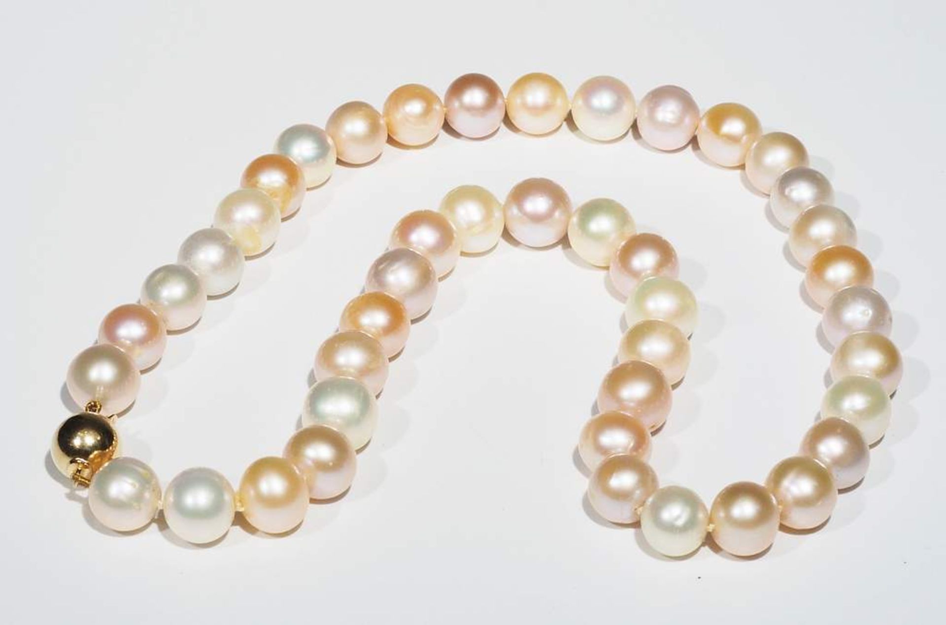 Multicolor Perlenkette in Pastelltönen mit 585er Gelbgoldverschluß. - Bild 5 aus 7