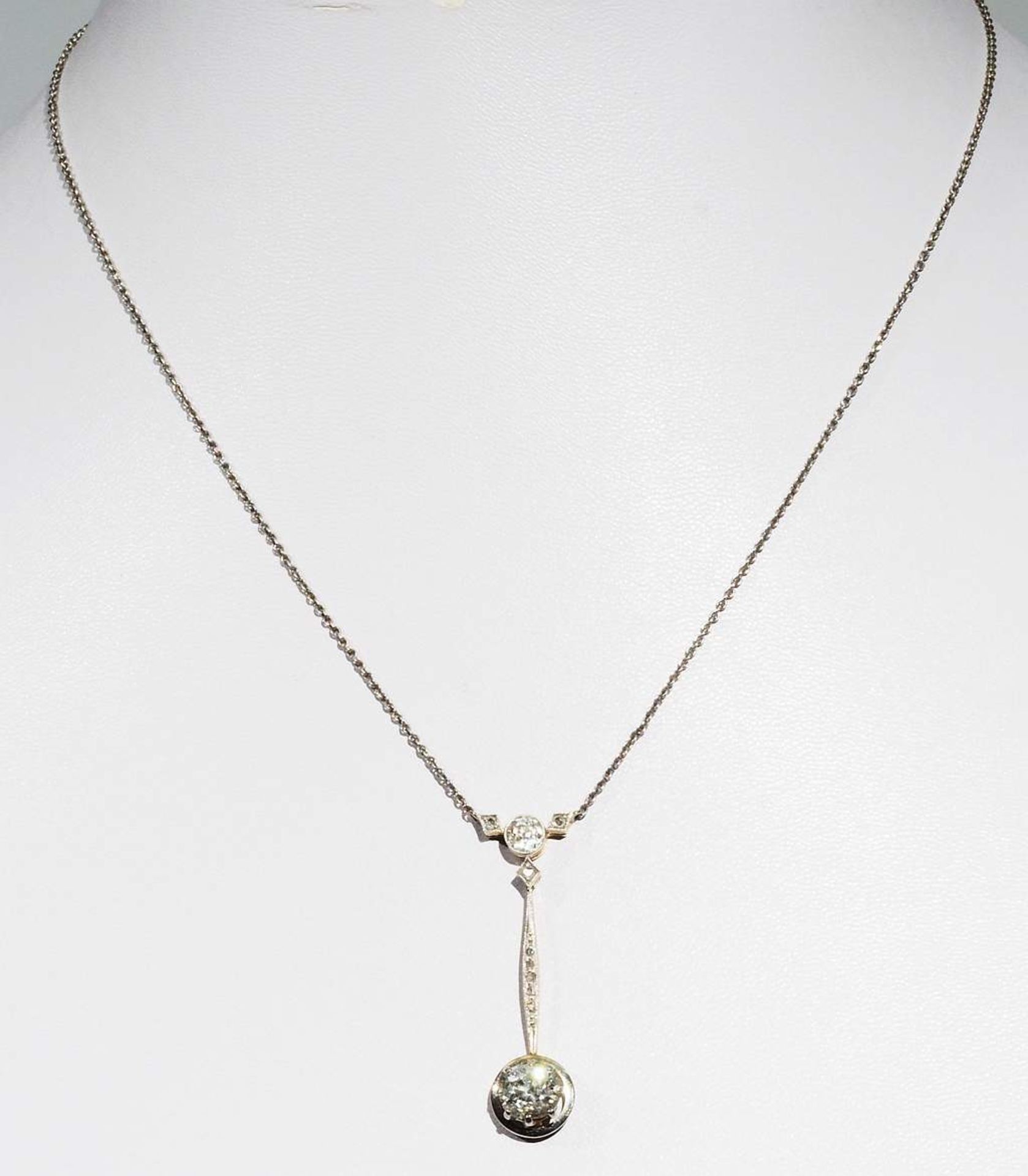 Antikes Diamant Schenkelcollier, um 1910/20, Platin und 585er Gelbgold. - Bild 4 aus 5