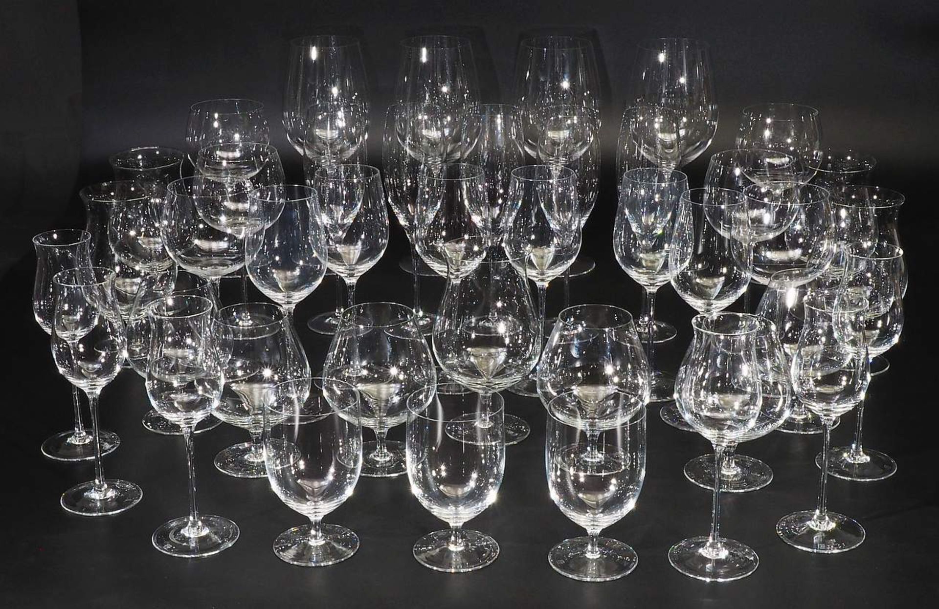 RIEDEL Trinkglas-Konvolut, Modell "Sommeliers", insgesamt 41 Stück. - Image 2 of 11