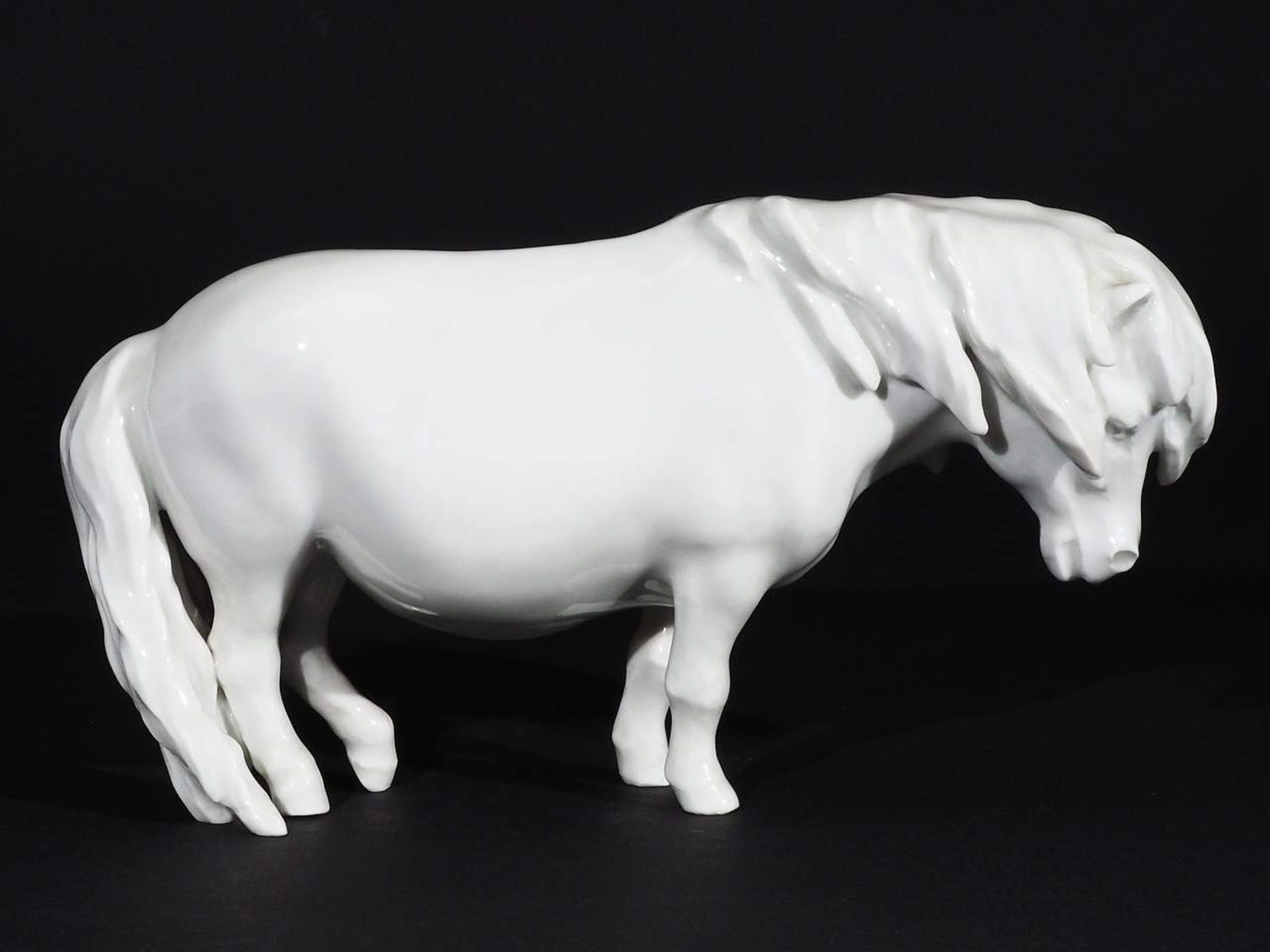 Shetland Pony, MEISSEN, nach1954 , Entwurf Heinrich Dranke (1903 Ratsiek - 1994 Berlin). - Image 3 of 7