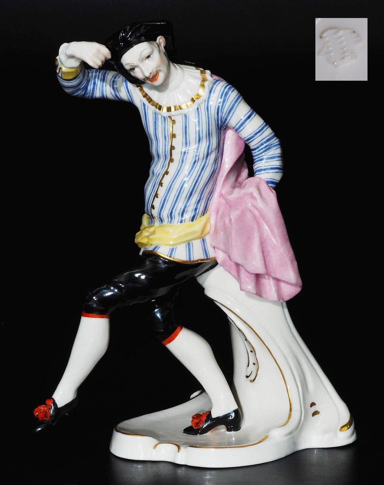 Komödianten-Figur "Scaramuz", aus der Serie der Commedia dell'Arte.