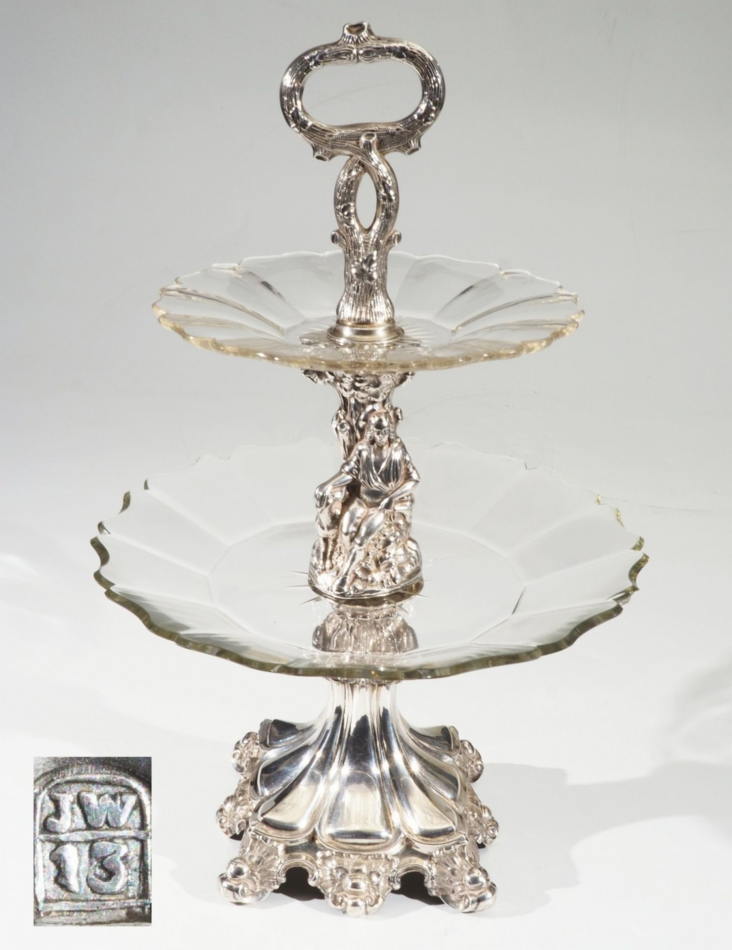 Etagere, 13lot Silber, Wien um 1840.