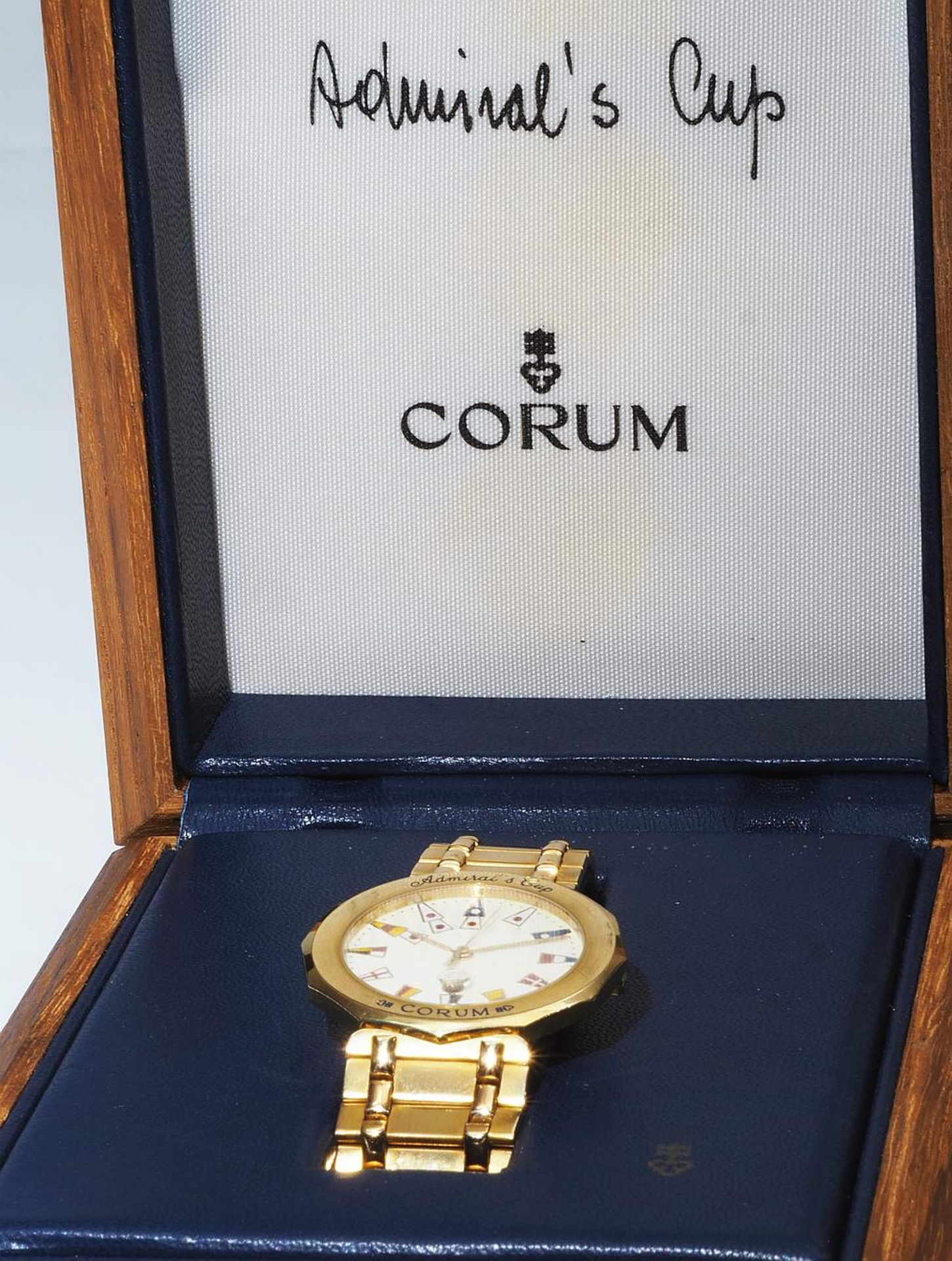 Armbanduhr CORUM "Admirls Cup", unisex, 750er Gelbgold. - Bild 5 aus 7