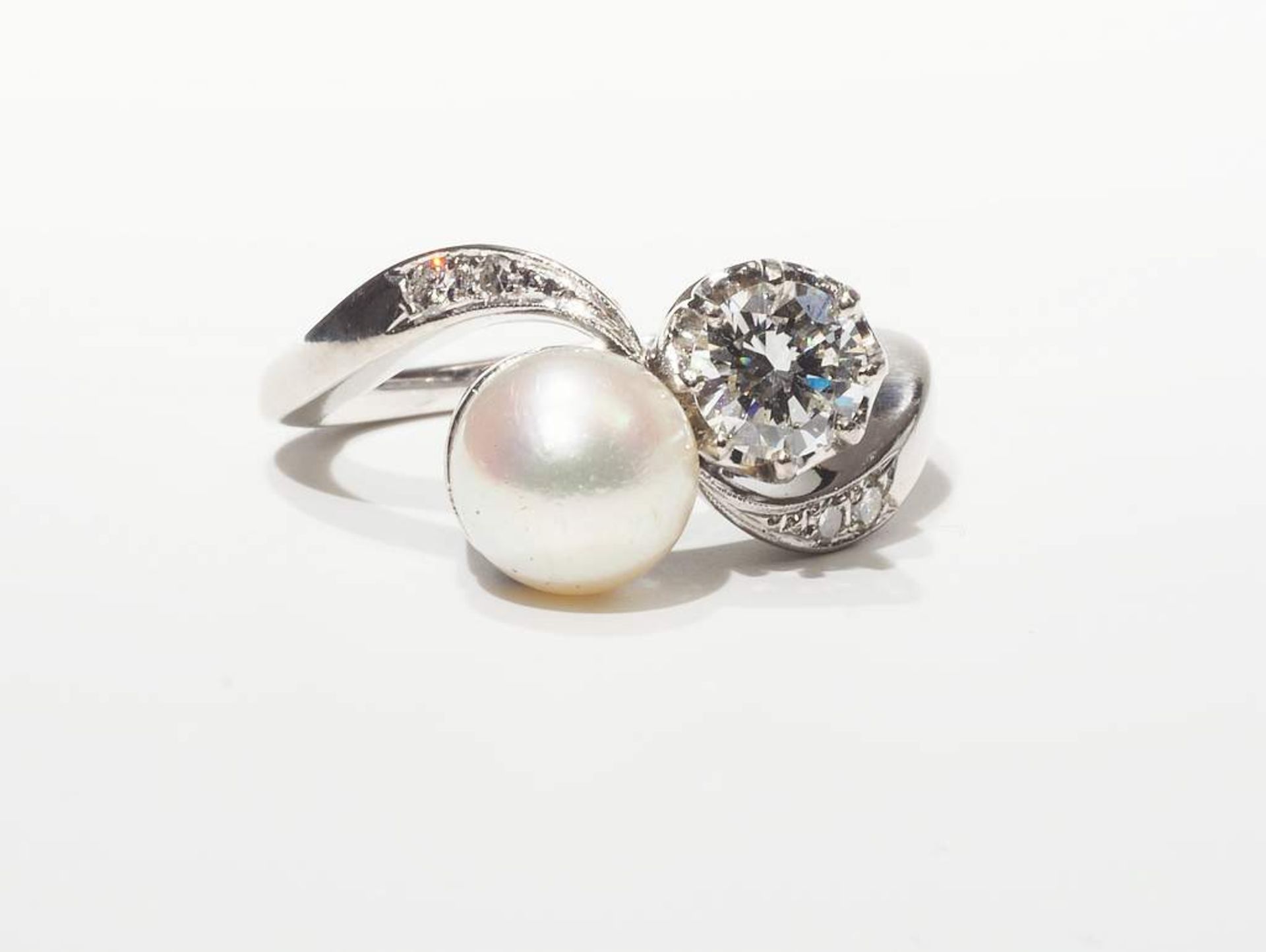 Ring mit Brillanten, Diamanten und Zuchtperle. - Image 3 of 8