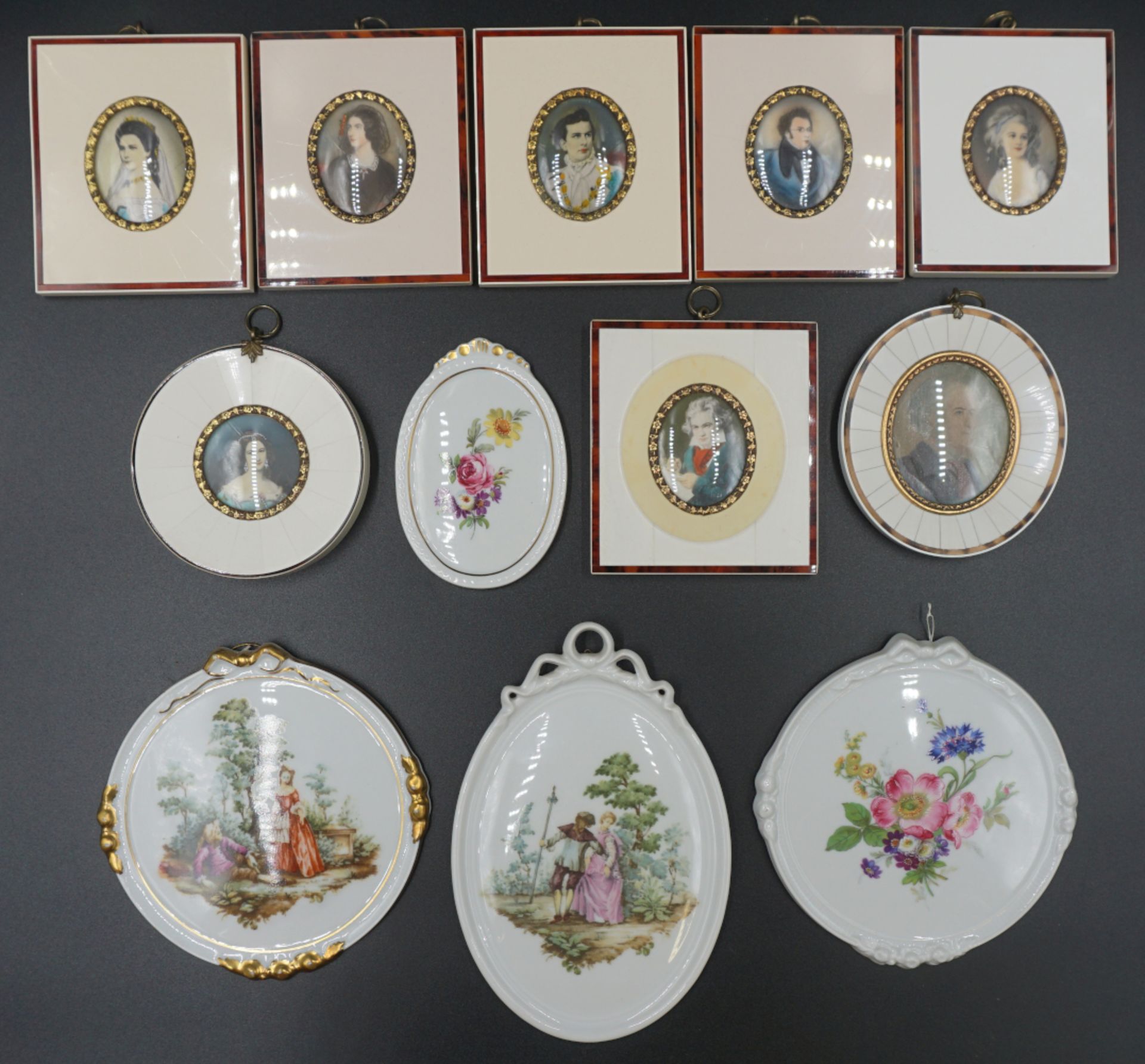 8 Miniaturen auf Elfenbein "Ludwig van Beethoven", "Franz Schubert", "Lola Montez" u.a. bis H ca. 10