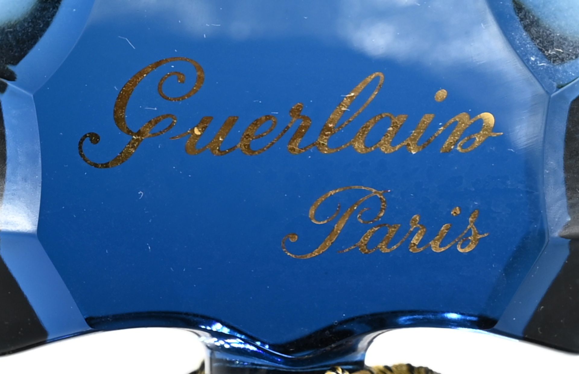 1 Parfümflacon "Shalimar" von GUERLAIN, Paris, mit Flüssigkeit, Gesamthöhe ca. 38cm, Gsp. - Bild 3 aus 3