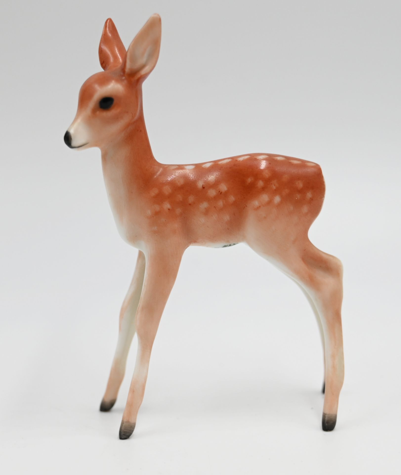 1 Figur Porzellan ROSENTHAL "Bambi", (Fabrikmarke 1953-1957), bemalt, H 9cm, Asp.