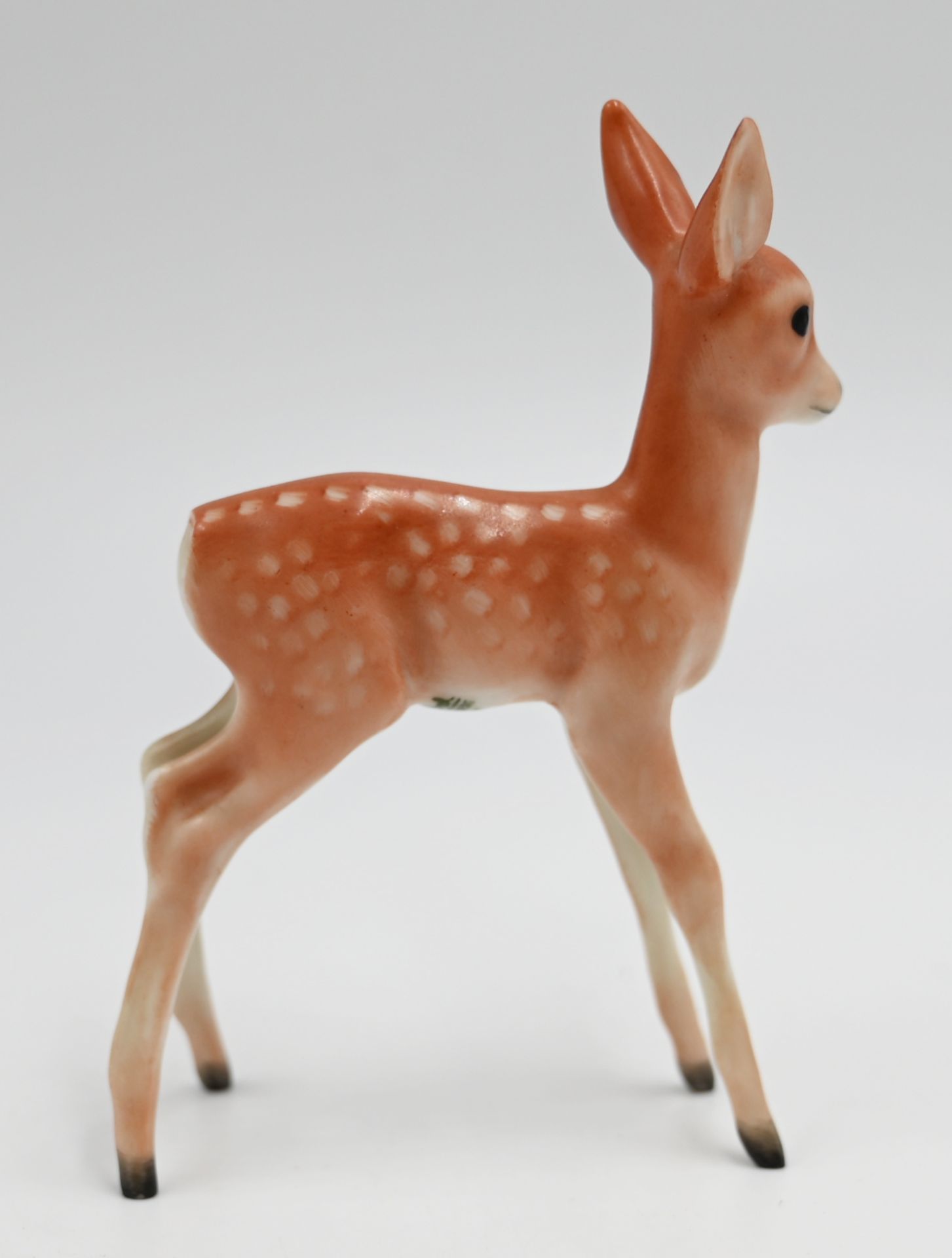 1 Figur Porzellan ROSENTHAL "Bambi", (Fabrikmarke 1953-1957), bemalt, H 9cm, Asp. - Image 3 of 5