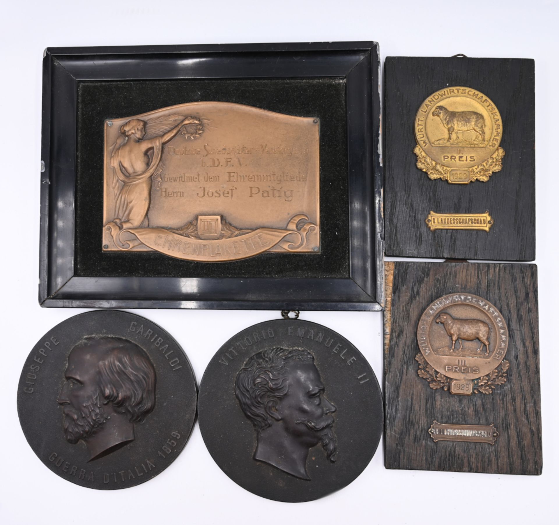 1 Konv. Medaillen, Plaketten u.a. versch. z.B.: "Brieftauben", "Landwirtschaftskammer", - Image 2 of 2