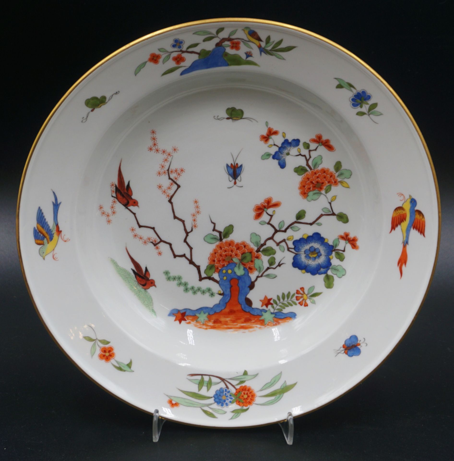 1 Wandteller MEISSEN 20. Jh. "Indisch mit Vögeln, Blumen und Felsen" Goldrand unters. Pressmarke "We