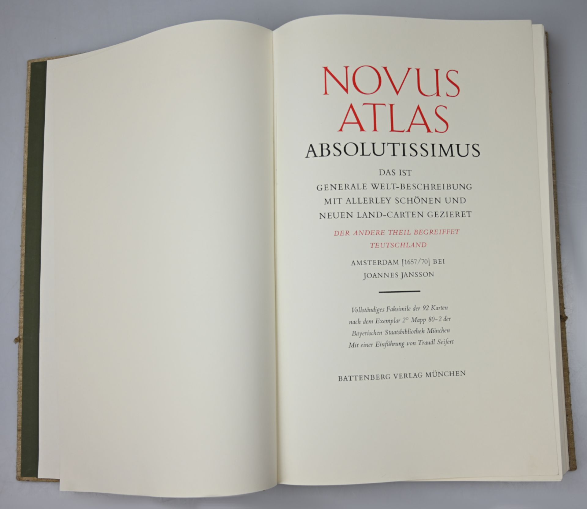 1 kleines Konv. Bücher: 1 Faksimile "Novus Atlas Absolutisimus" Verlag: Johannes JANNSON Amsterdam 1