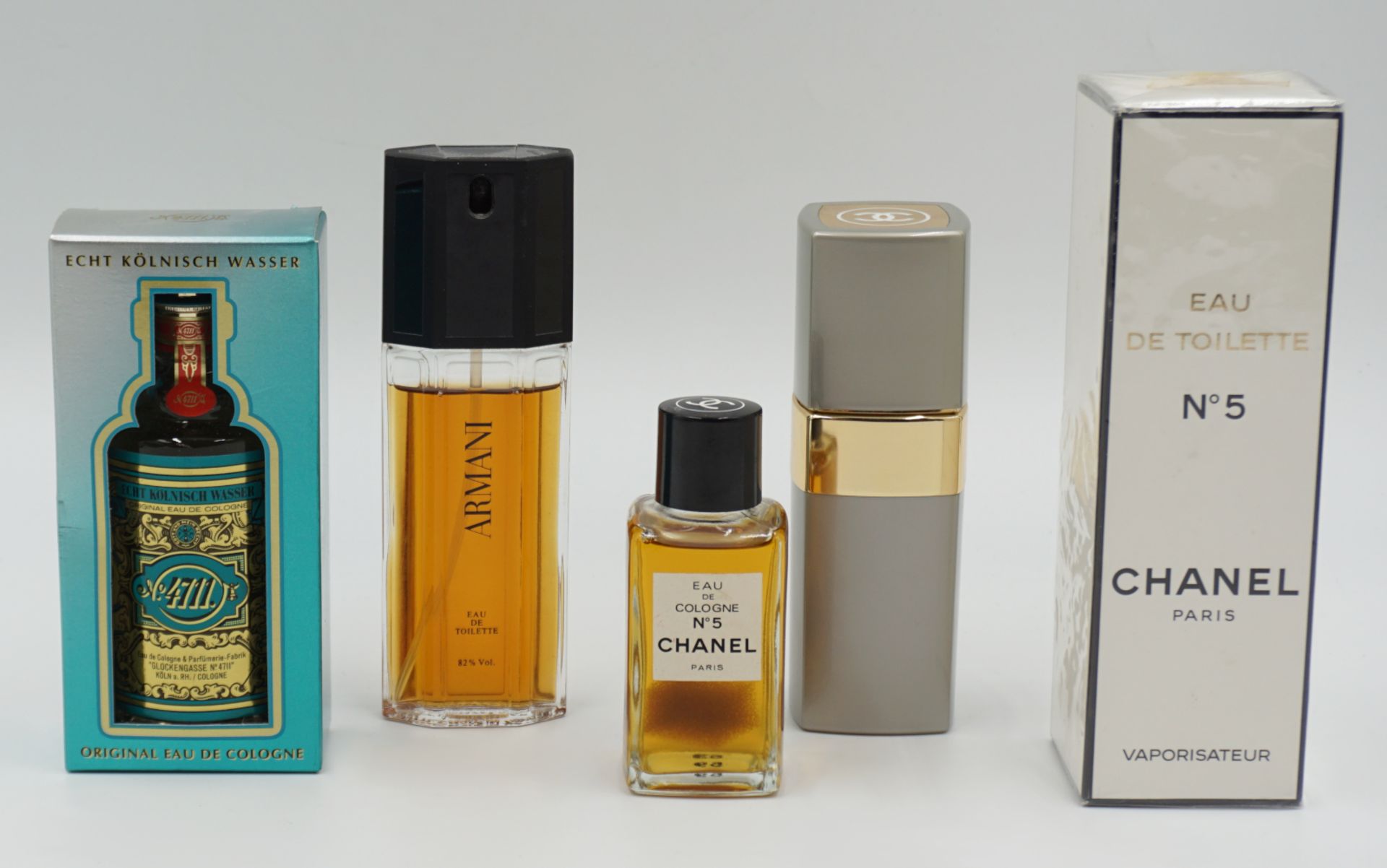 3 Markenparfums/1 Zerstäuber CHANEL "N° 5 Eau de Toilette/Eau de Cologne" und N° 19 Eau de Toilette
