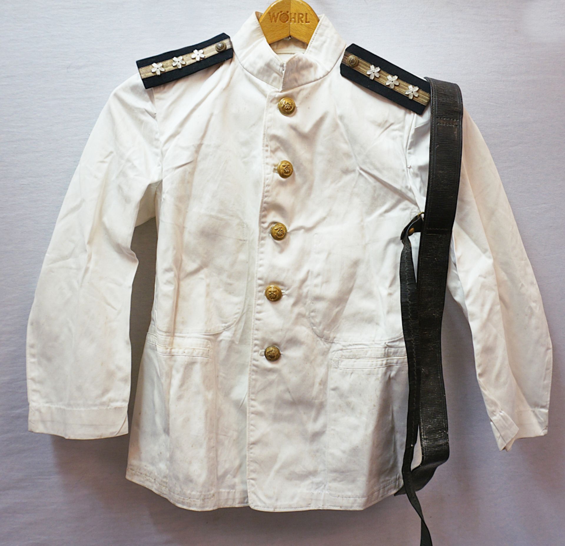 1 Sommeruniform für einen sōchō (Oberfeldwebel) der kaiserlichen japanischen Marine, 2. WK: