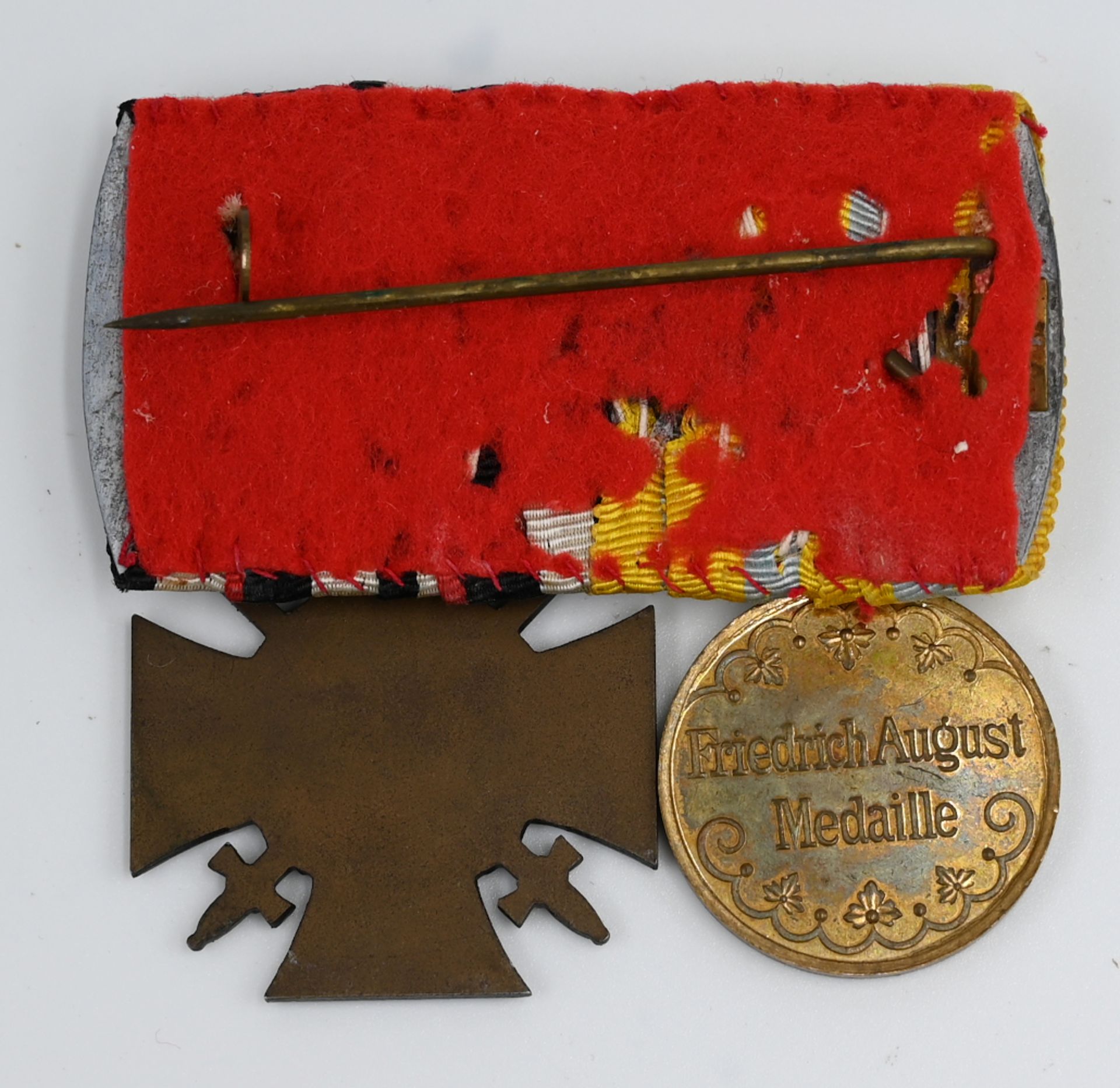 1 Ordensspange 1. WK mit "Ehrenkreuz für Frontkämpfer", "Friedrich-August-Medaille" - Bild 2 aus 2