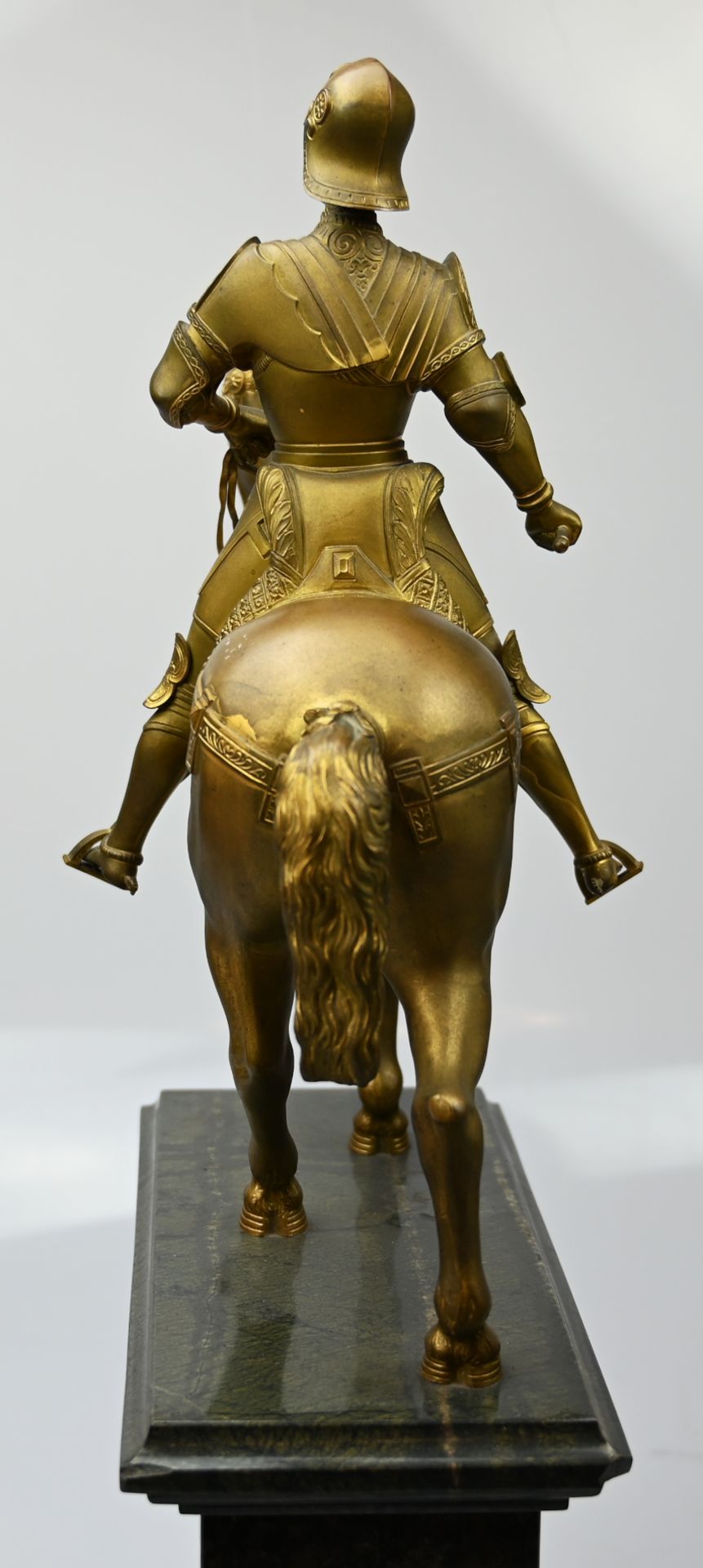 1 Plastik wohl Bronze feuervergoldet, unsign. "Reiterstandbild des Bartolomeo Colleoni", - Image 5 of 6