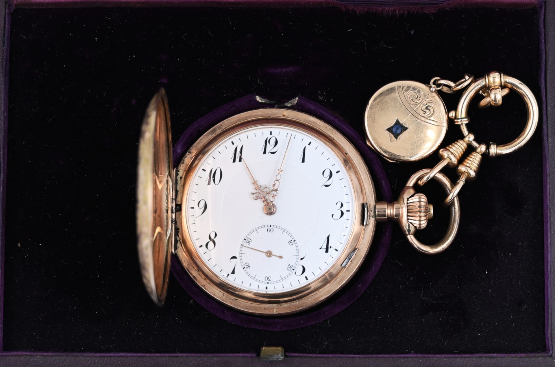 1 Herrentaschenuhr wohl z.T. RG 8ct. mit Anhänger um 1900 gestempelt "Monopol", in Schatulle von A. - Bild 2 aus 2