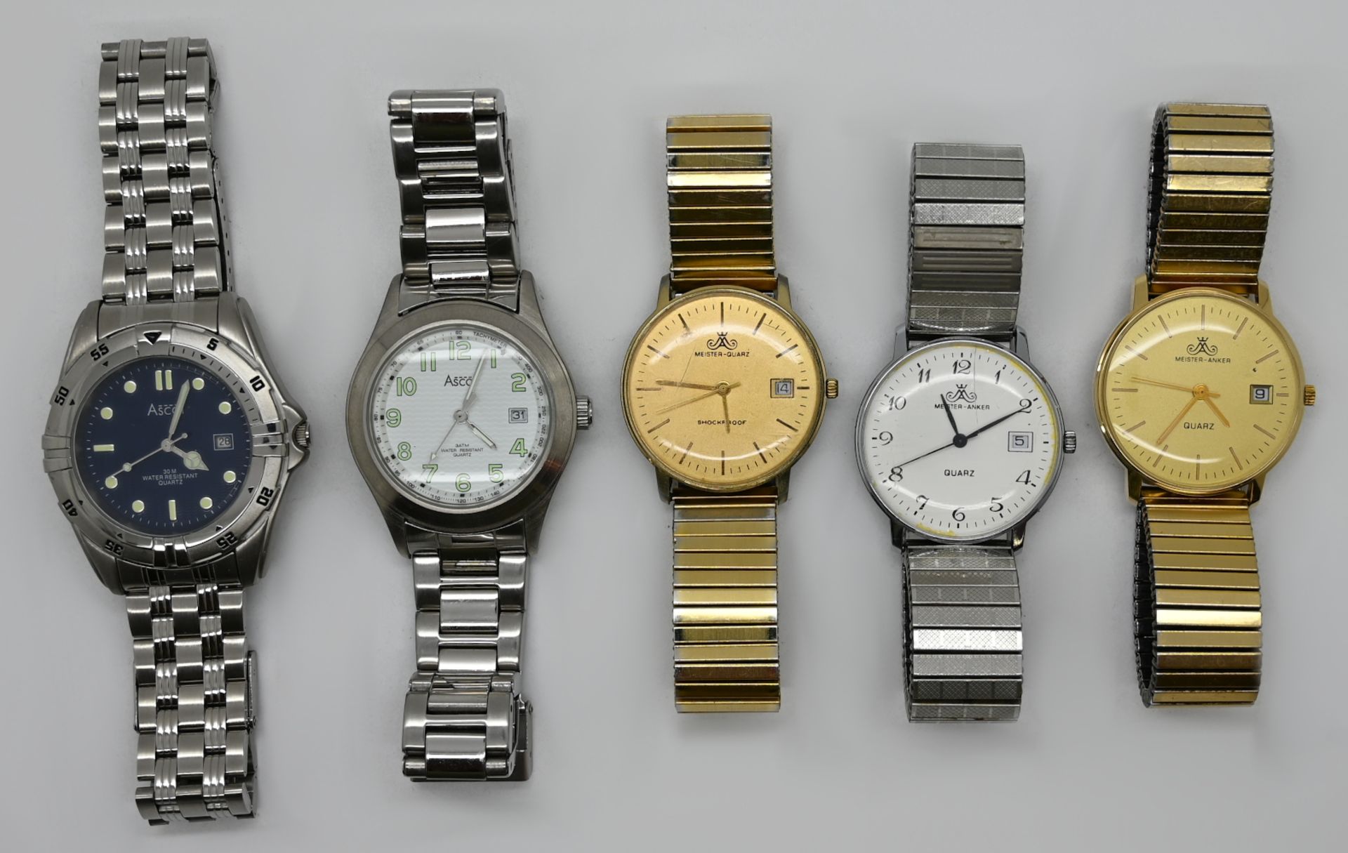 1 Konvolut Armbanduhren u.a. Metall/ Stahl z.T. vergoldet jew. Asp./ Gsp. im Karton - Bild 3 aus 3