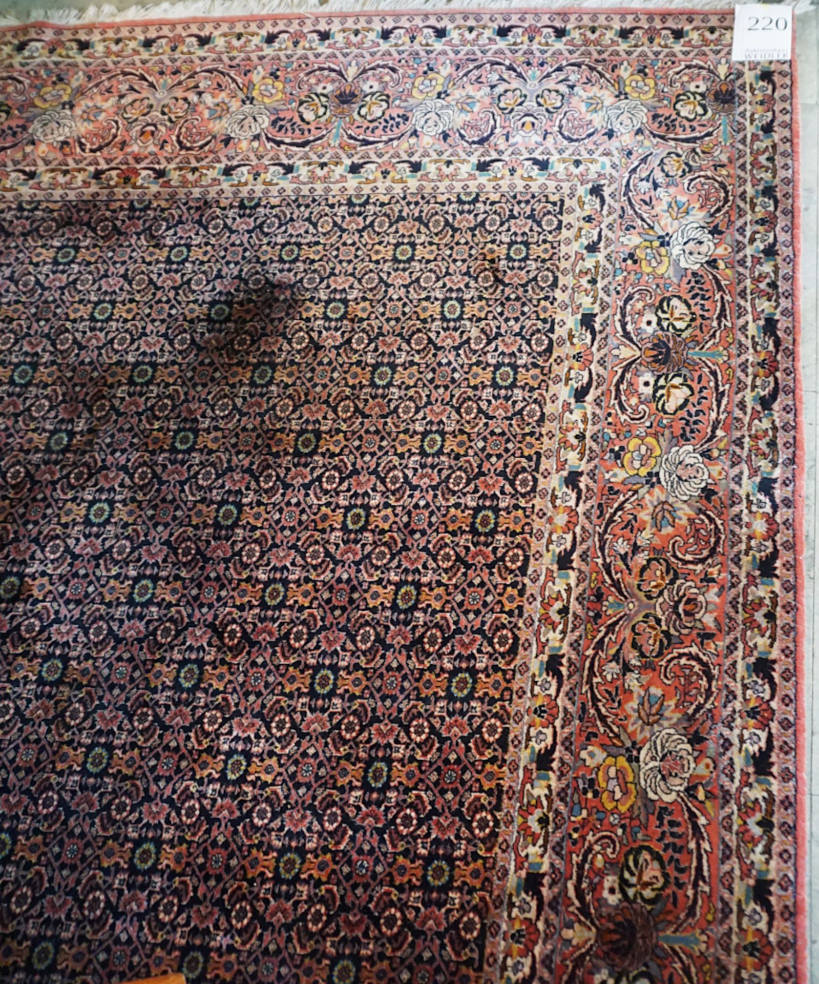 1 Orientteppich BIDJAR, 20. Jh., ca. 306 x 300cm, Asp.