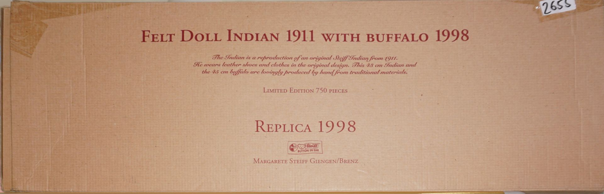 1 Set Replika/STEIFF-Figuren "Filzpuppe Indianer 1911" ca. H 38cm mit "Büffel 1998" L ca. 47cm, - Bild 4 aus 4