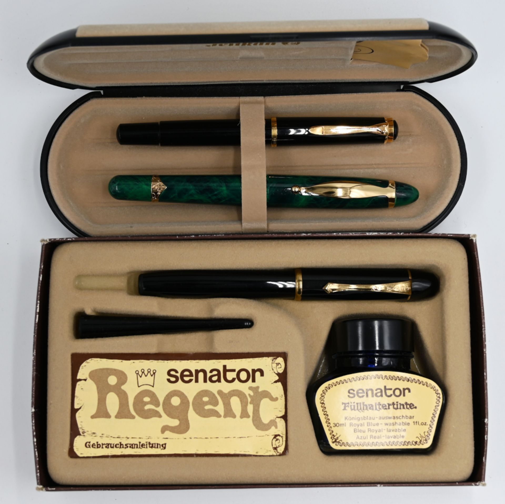 1 Füller PELIKAN Feder GG 14ct. sowie 2 weitere Schreibgeräte REGENT u.a. z.T. originalverpackt Asp.