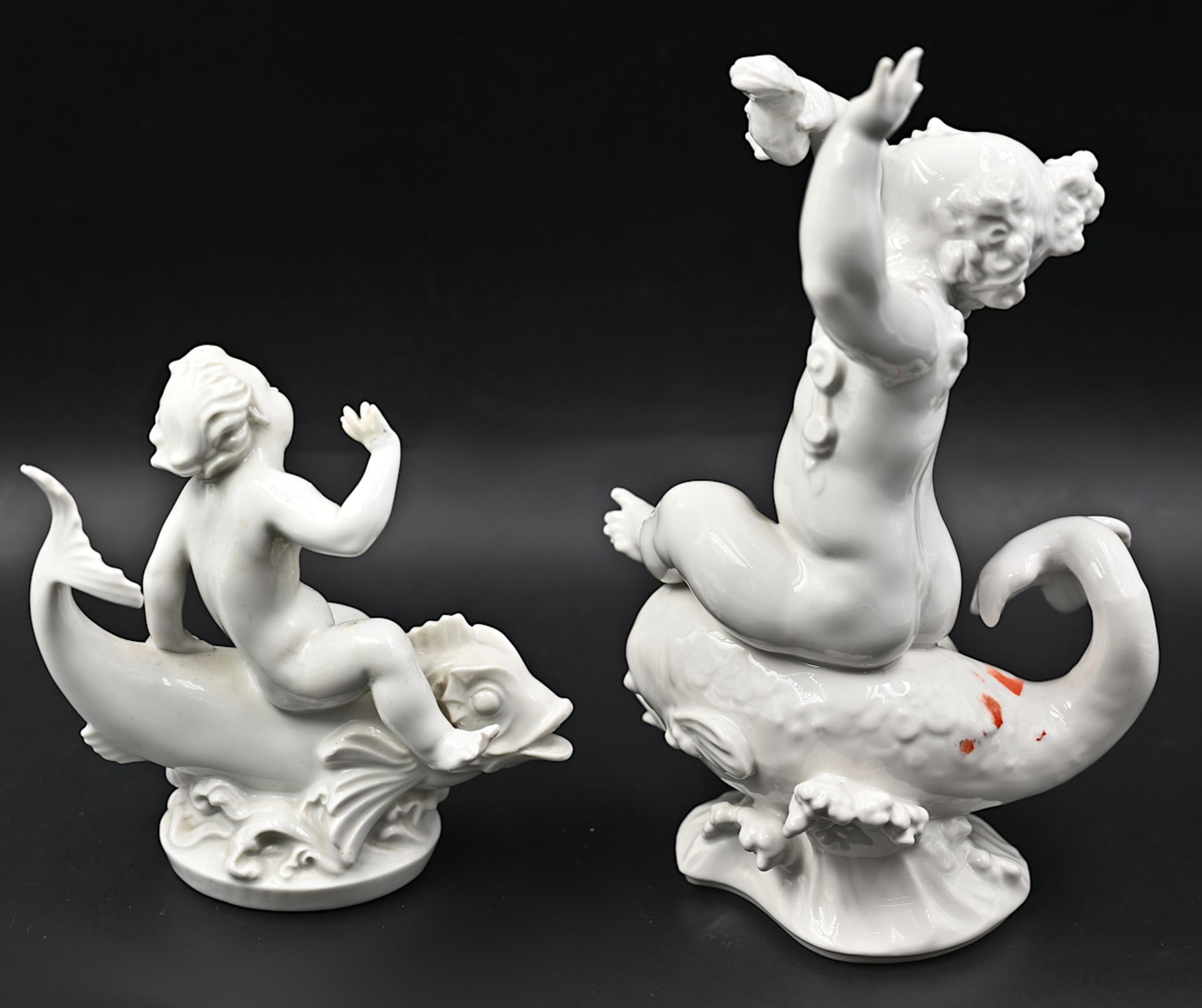 2 Porzellanfiguren: KPM "Putto auf Delfin" Entwurf: Paul SCHEURICH ca. H 24cm, - Bild 4 aus 8