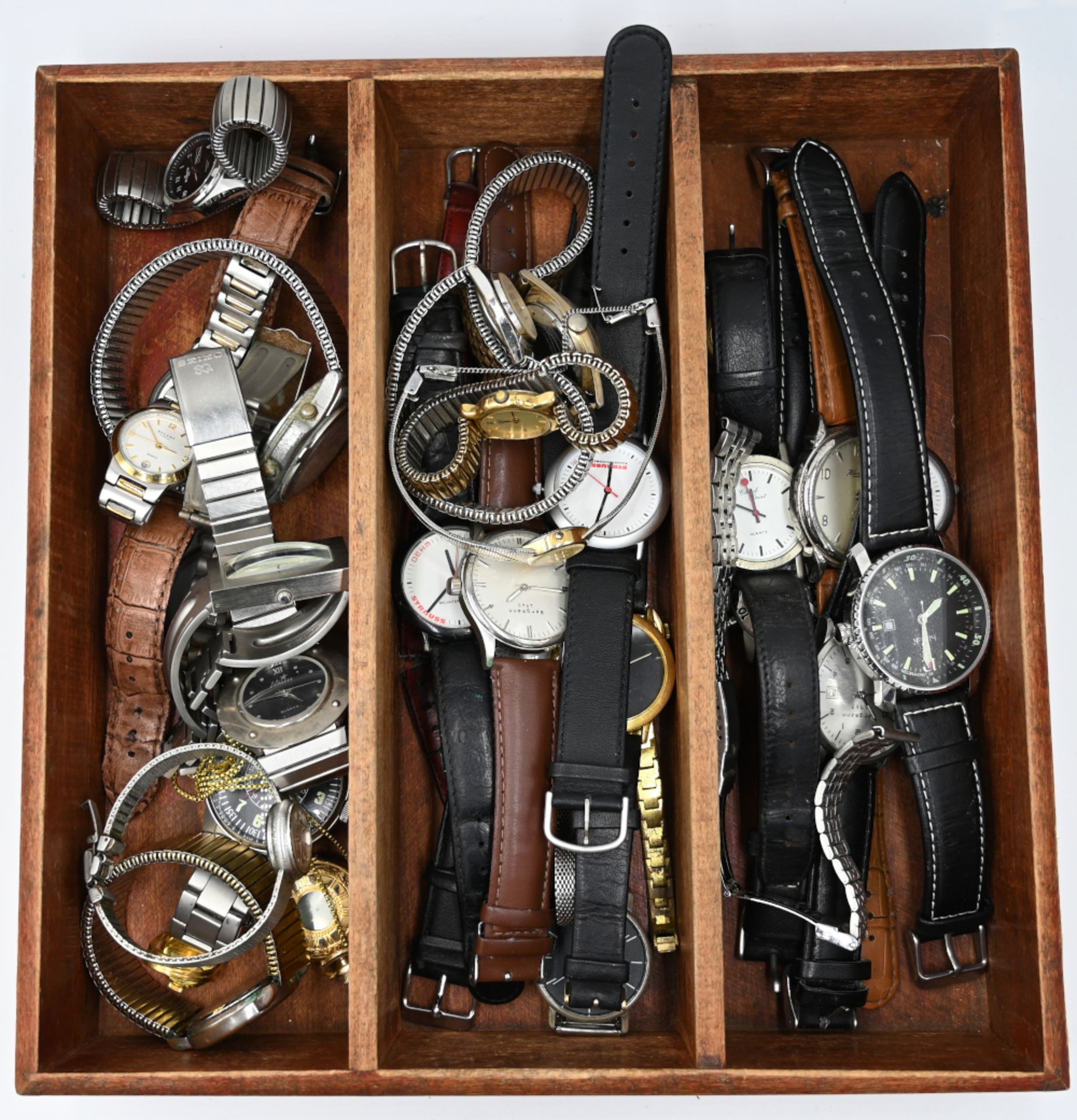 1 Konvolut Armbanduhren: Metall, Edelstahl u.a., verschieden, nztl. in der Holzkiste jew. Asp./ Gsp. - Bild 2 aus 2