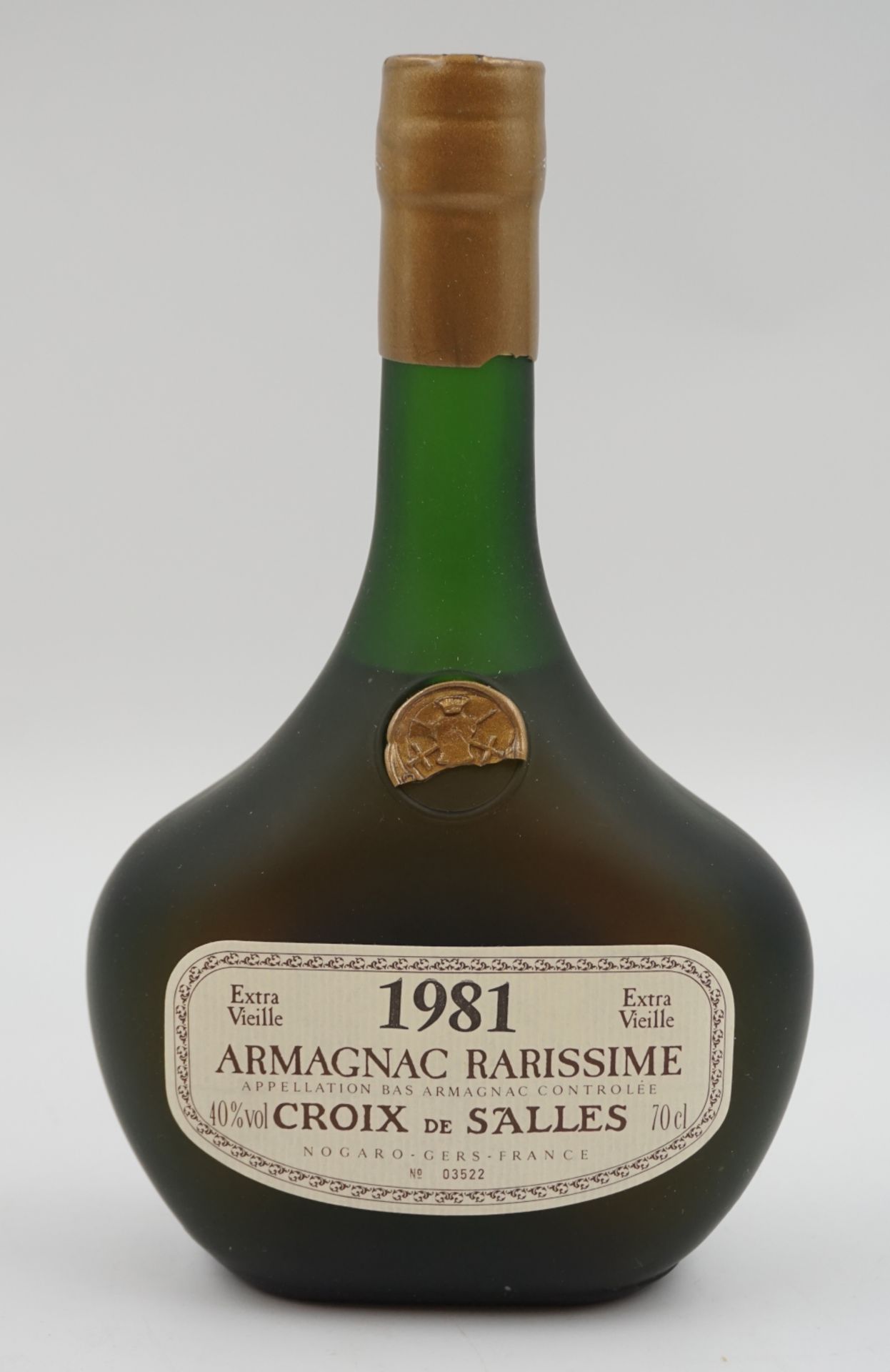 1 Flasche Armagnac "Croix de Salles 1981" extra vielle, lower shoulder, in der Transportbox,